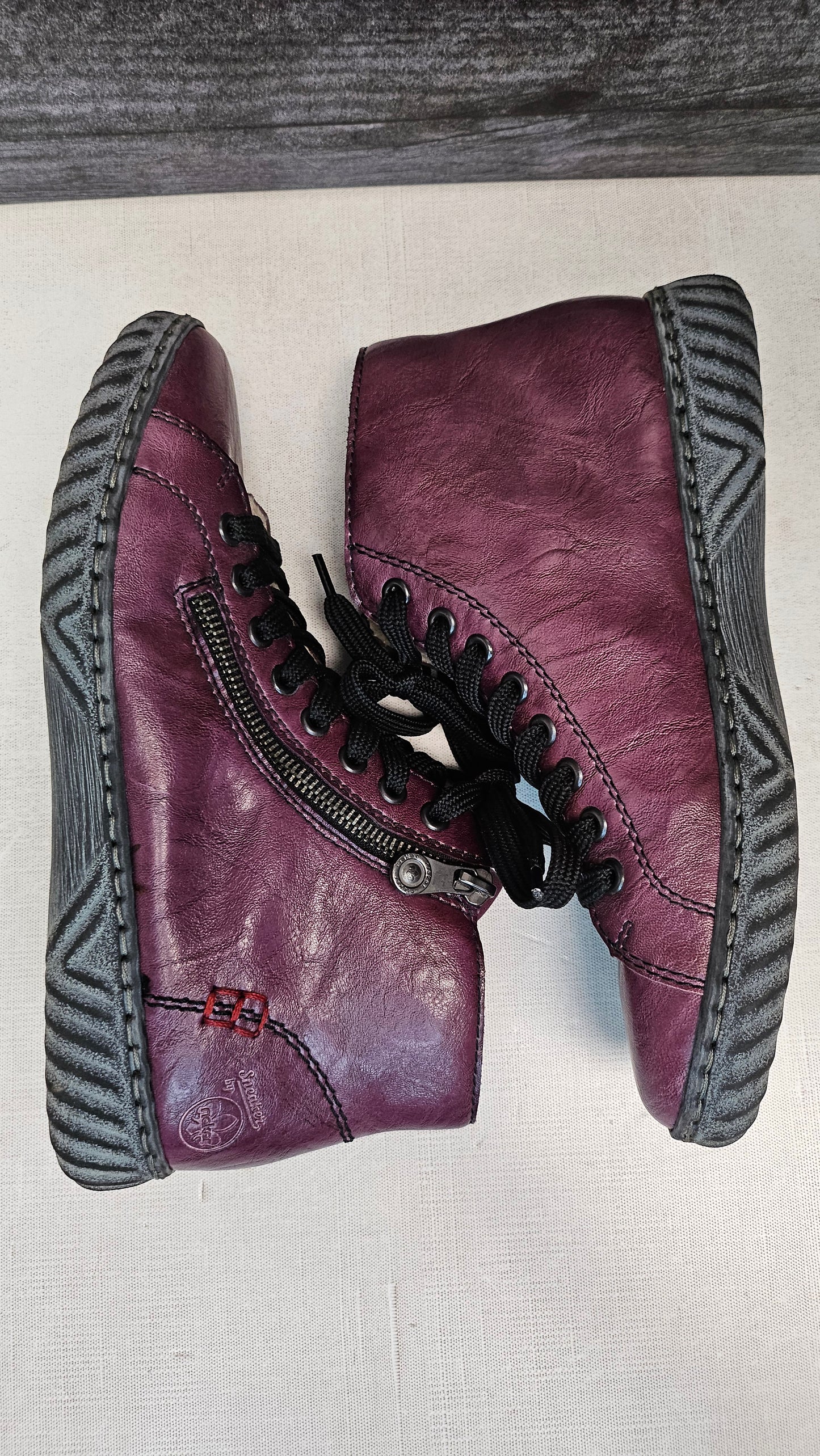 Rieker Plum Leather Bootie (39)