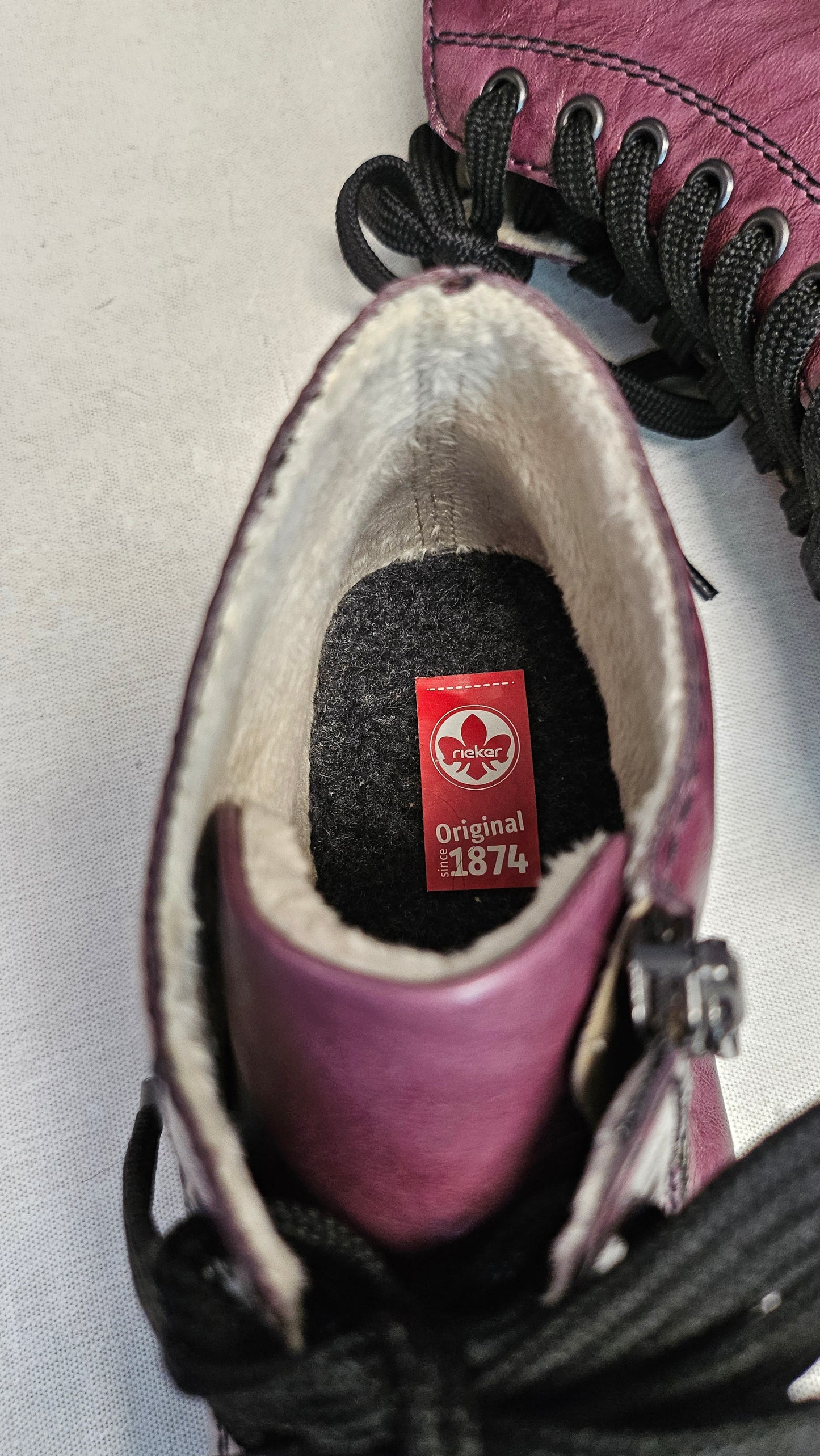 Rieker Plum Leather Bootie (39)