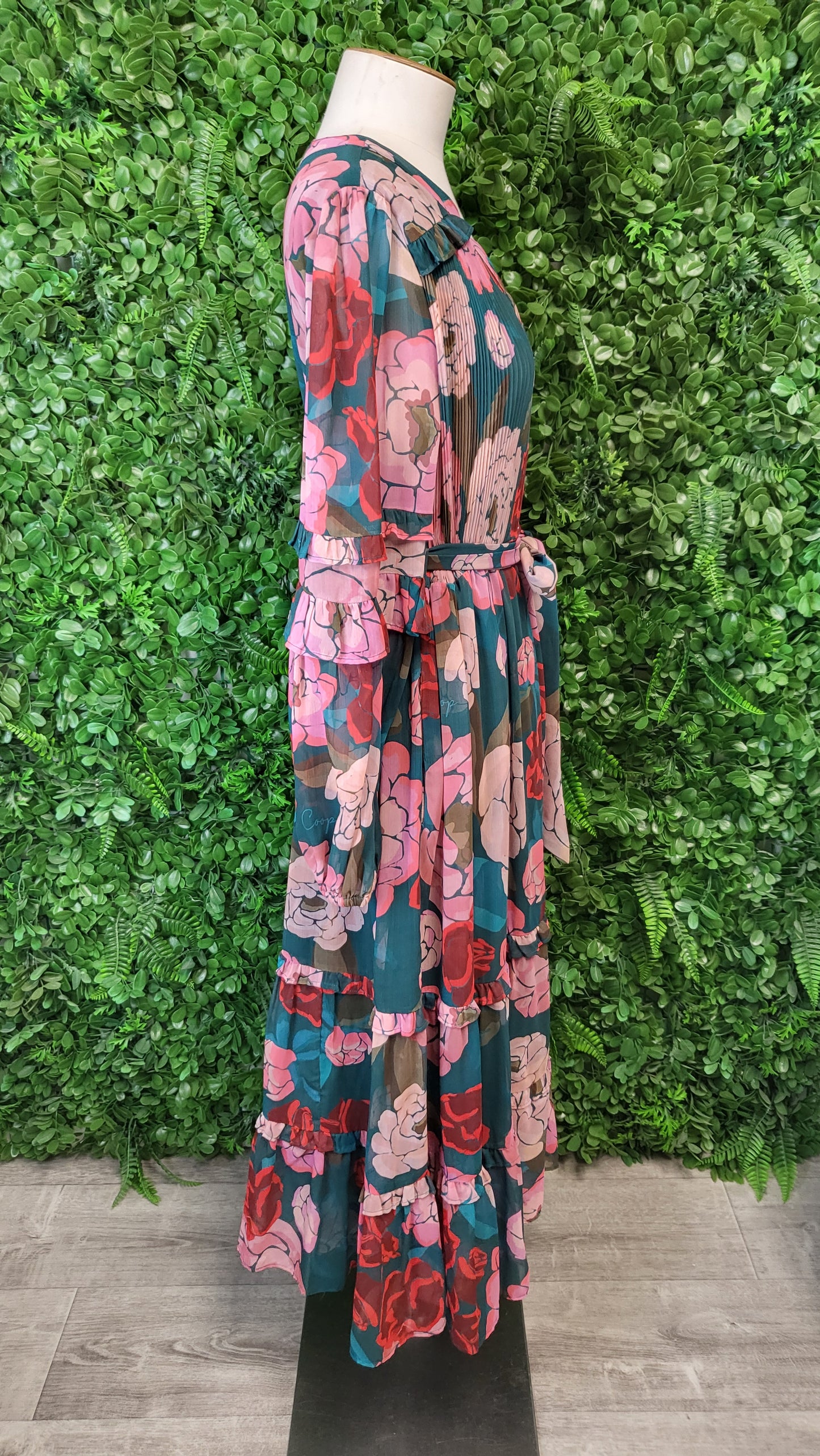 Coop Floral Afternoon V Dress (12-14)