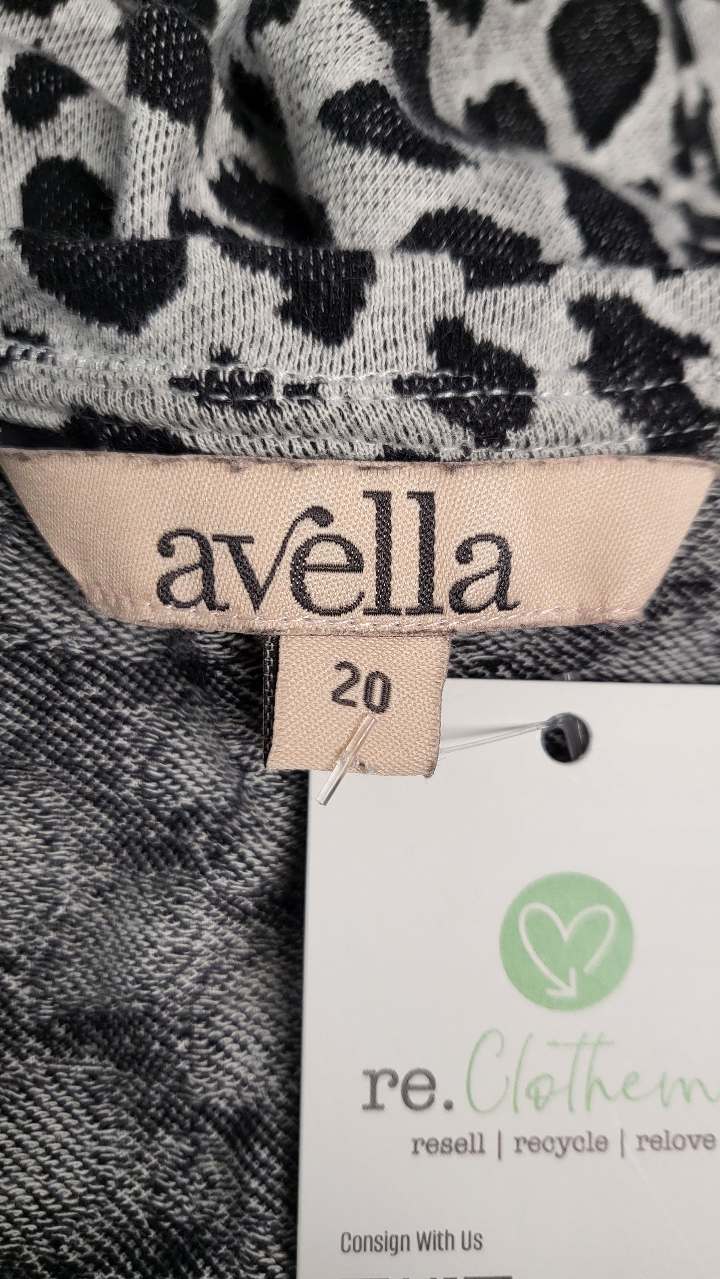 Avella Animal Casual Top (20)