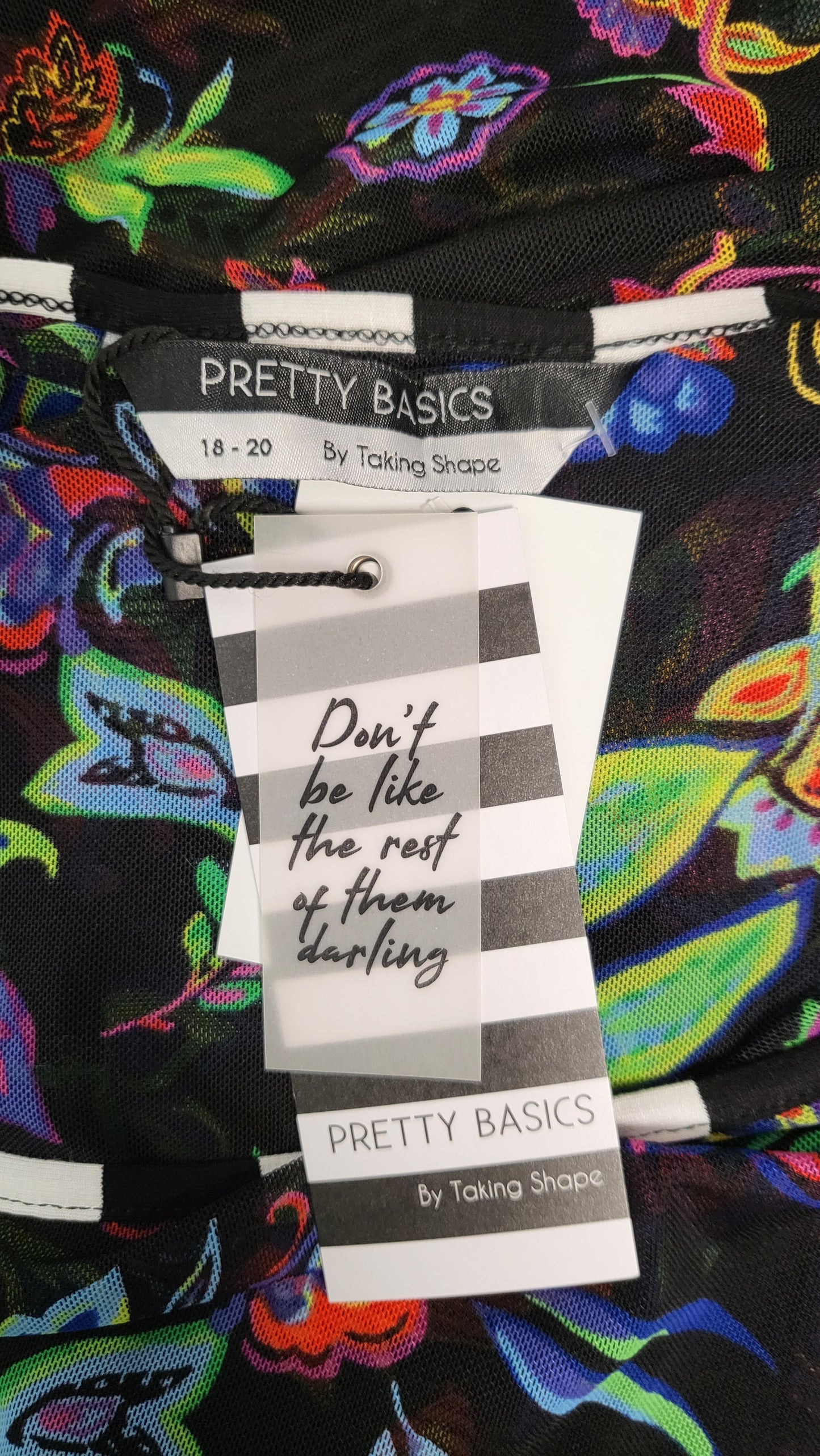 Ts Floral Mesh Days Top BNWT (18-20)