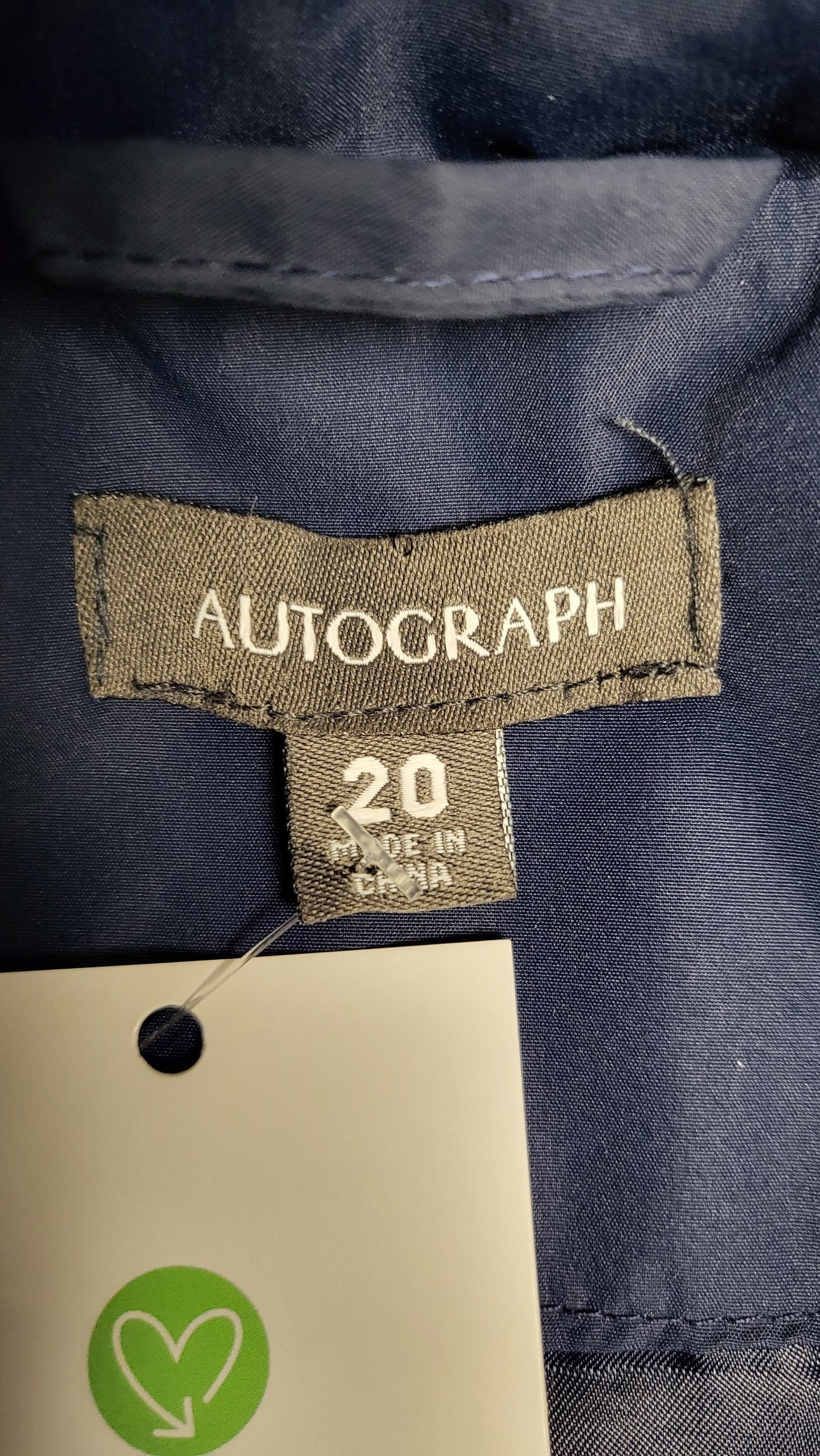 Autograph Navy Quilted Vest (20)