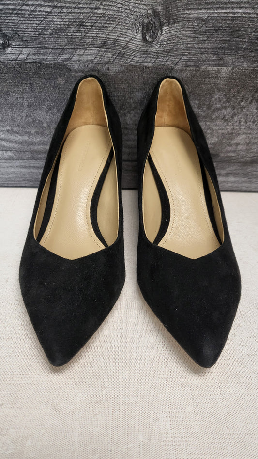 Country Road Black Suede Heel (36)
