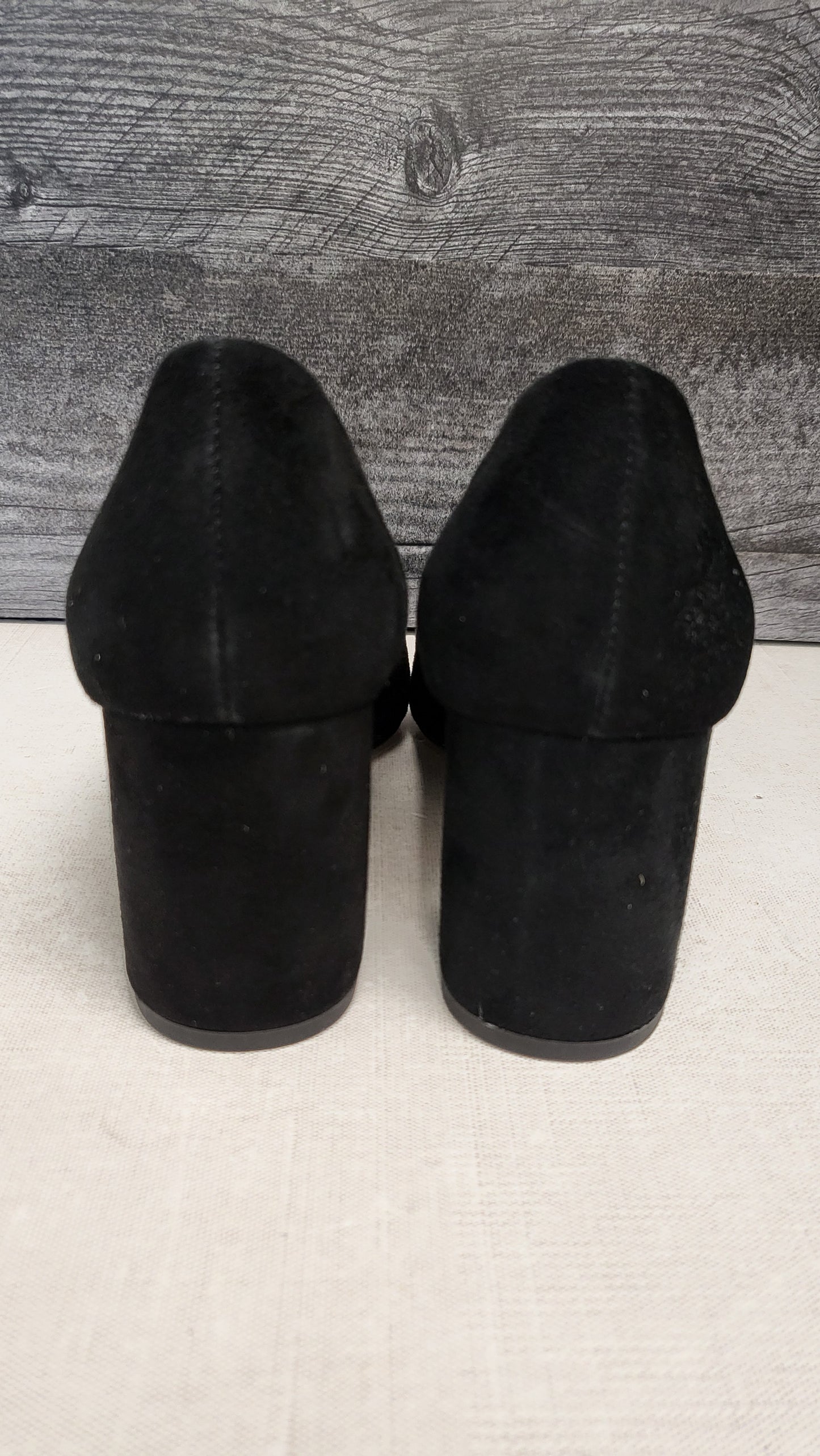 Country Road Black Suede Heel (36)
