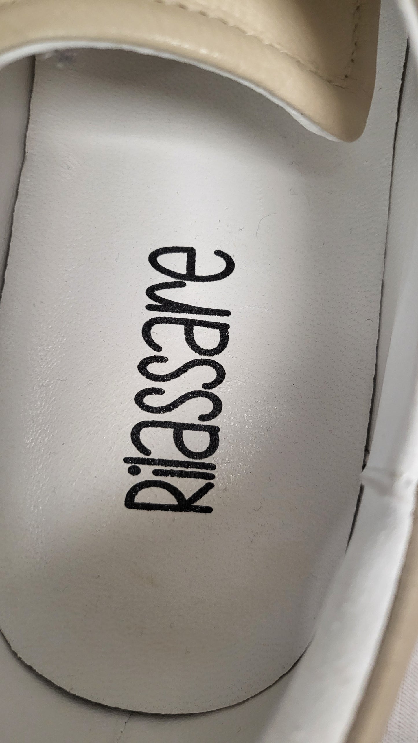 Rilassare Taupe Leather Sneaker (42)