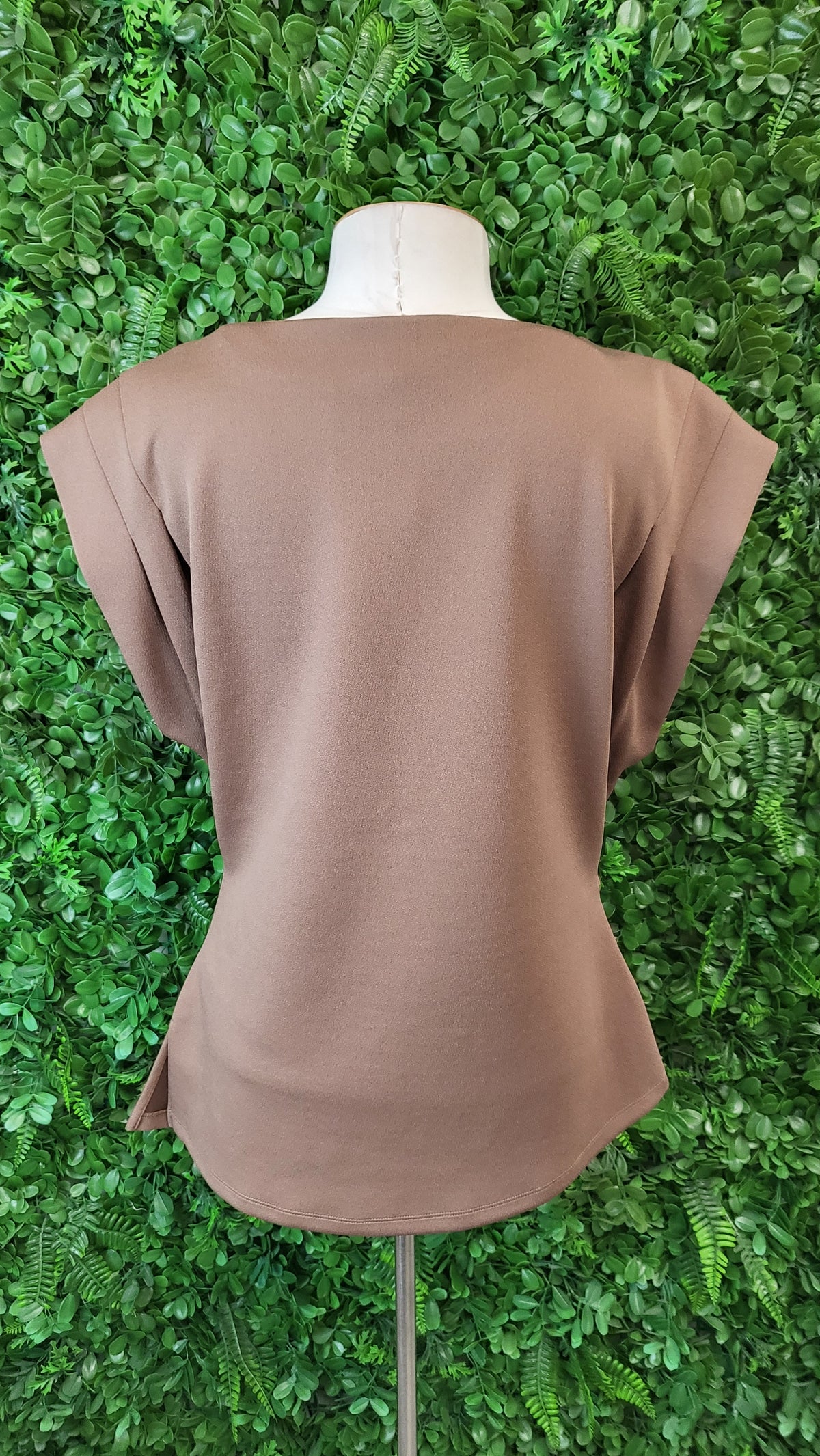 Decjuba Donkey Ruched Top (14-16)