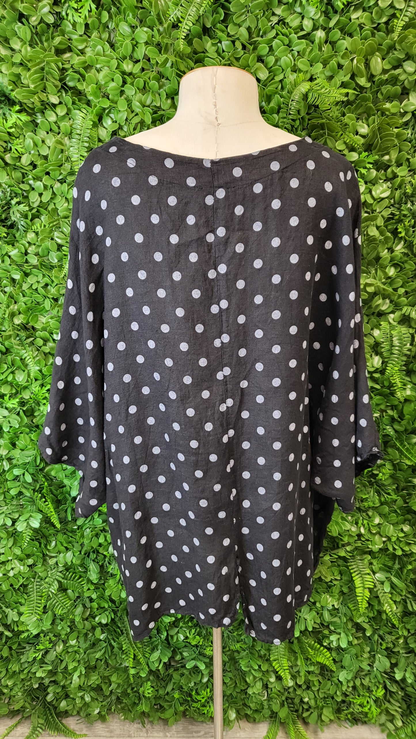 The Italian Closet Spot Linen Top (18-20)