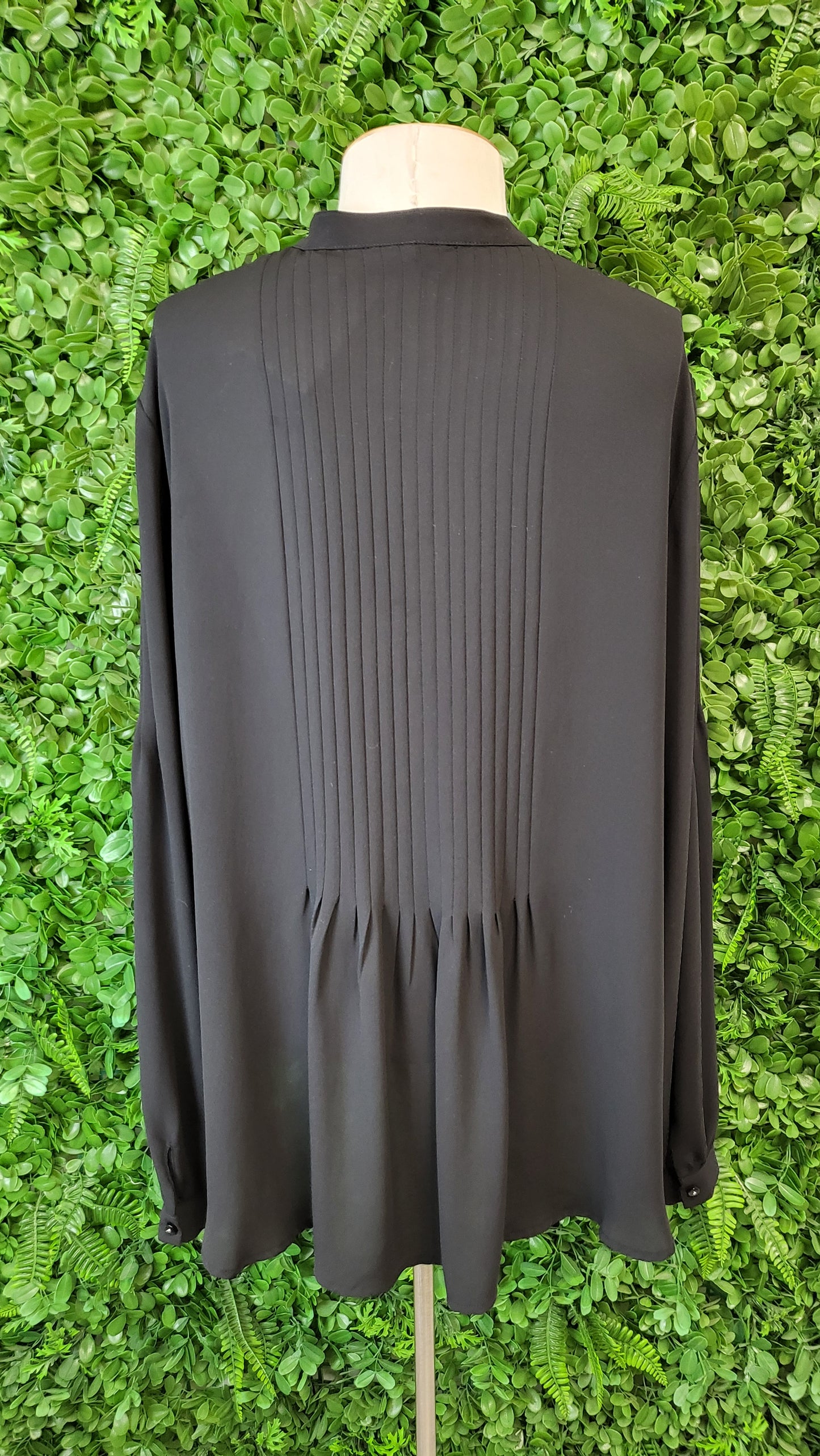 Scope Black Pleat Blouse (16)