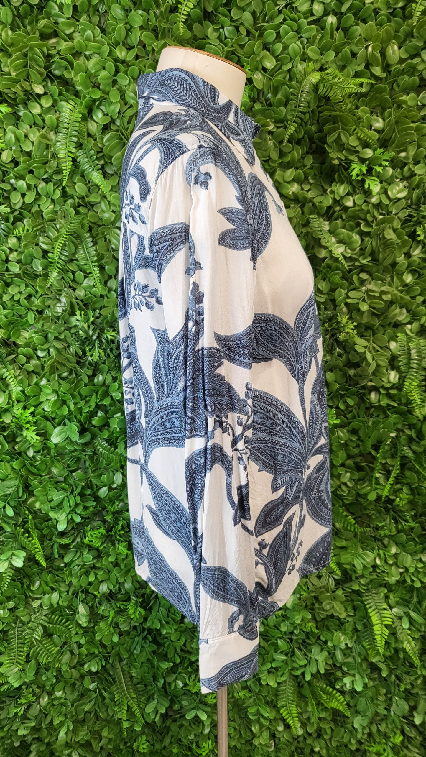 Mos Mosh Blue Taylor Paiz Shirt (10)