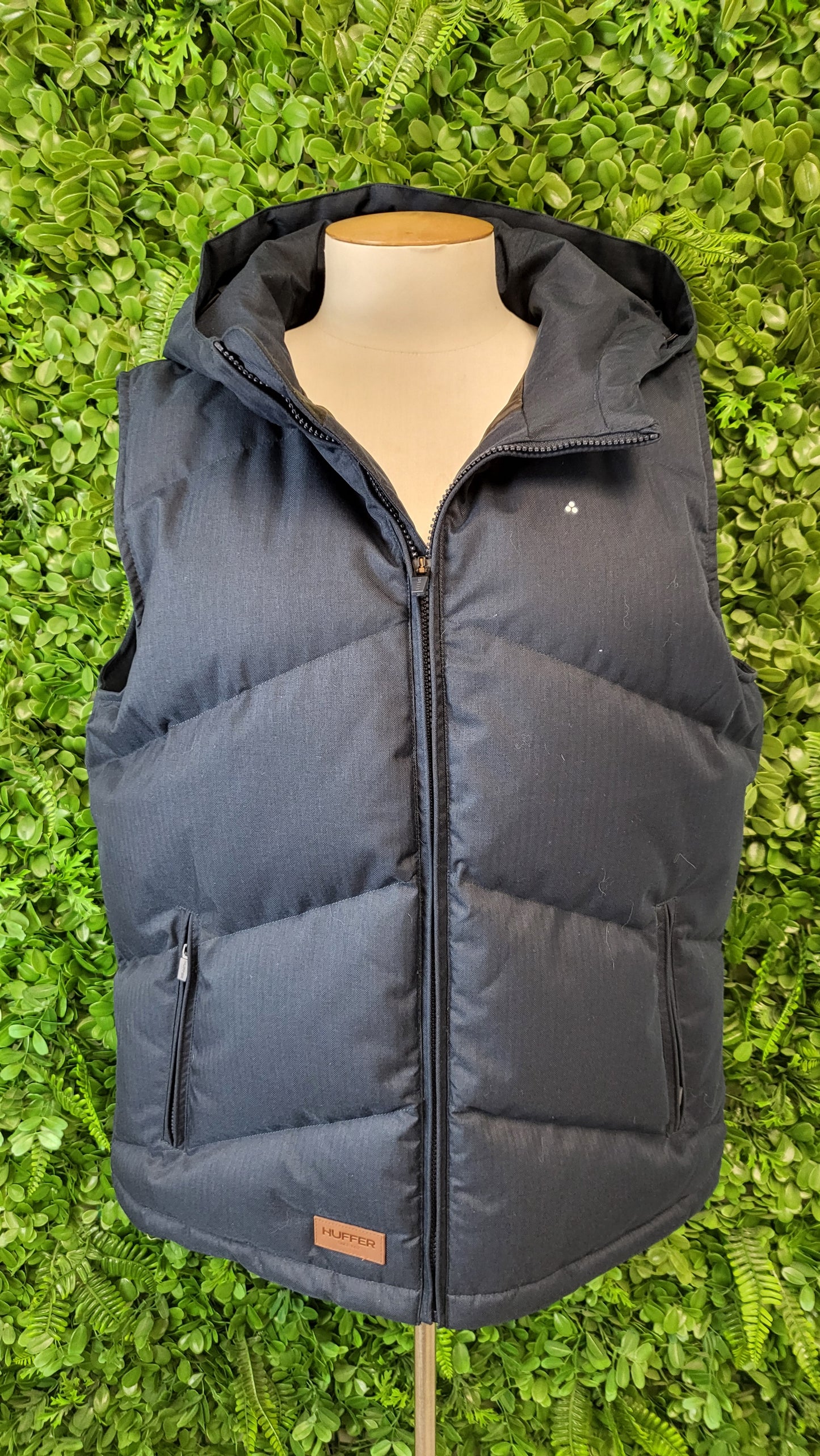 Huffer Navy Down Puffer Vest (12)