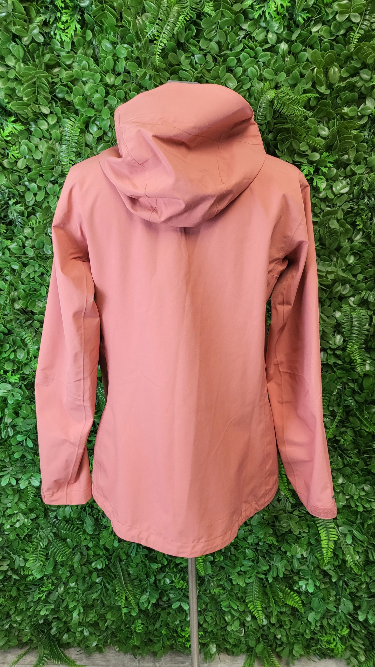 Macpac Rose Shell Jacket (8)