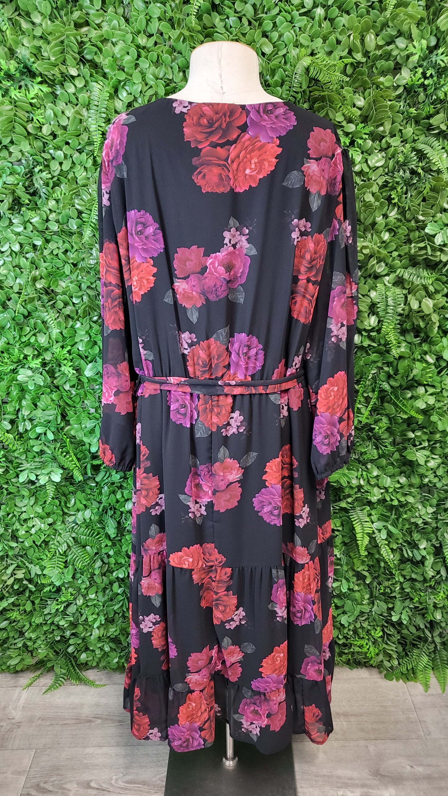 City Chic Floral Maxi Dress (20)