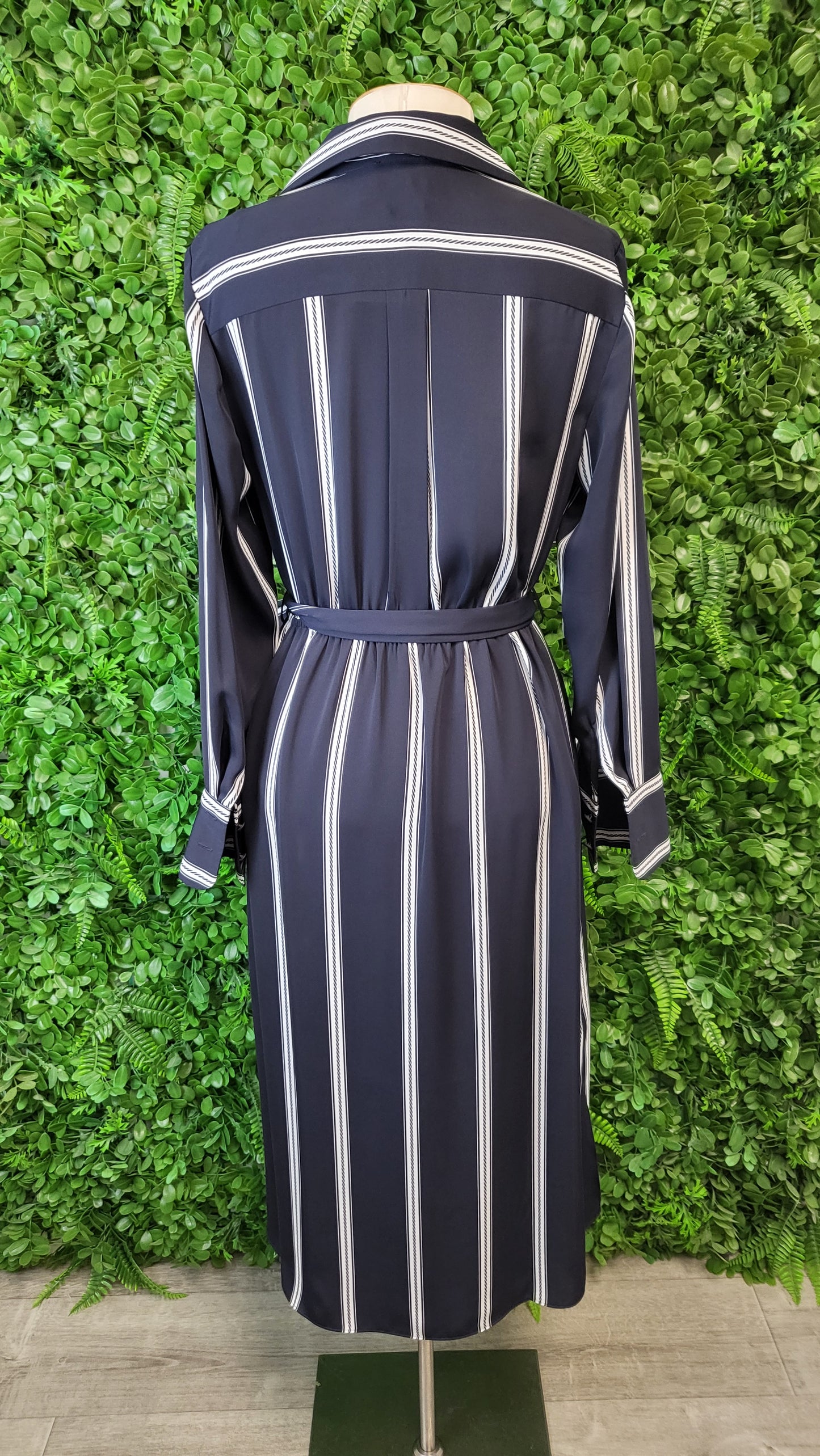 Witchery Stripe Collared Maxi Dress (8)