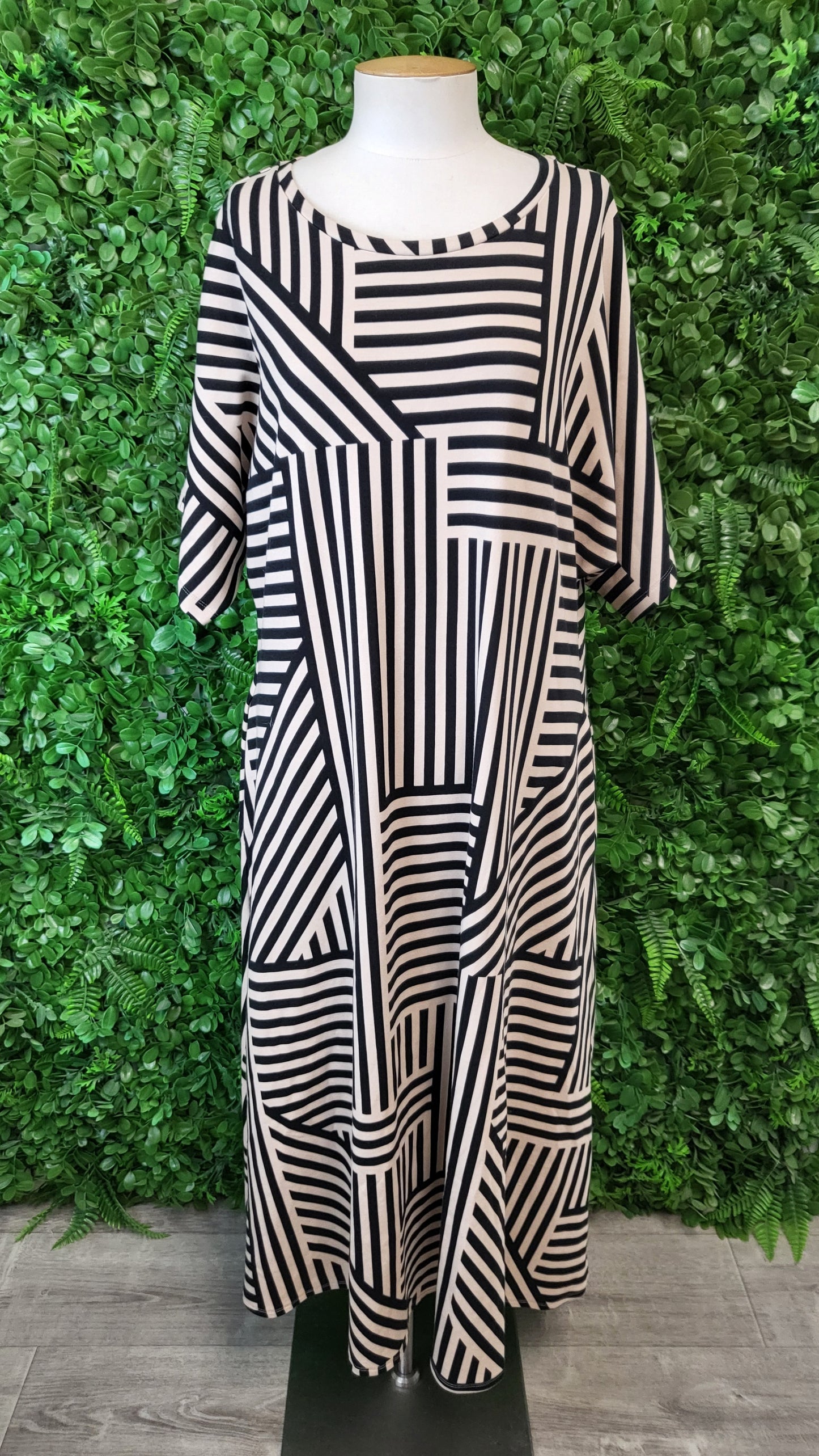 Marco Polo Stripe Spliced Dress BNWT (16)