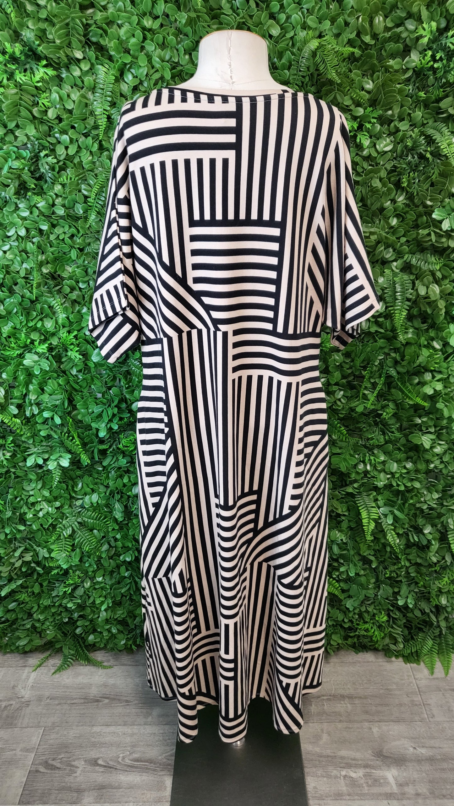 Marco Polo Stripe Spliced Dress BNWT (16)