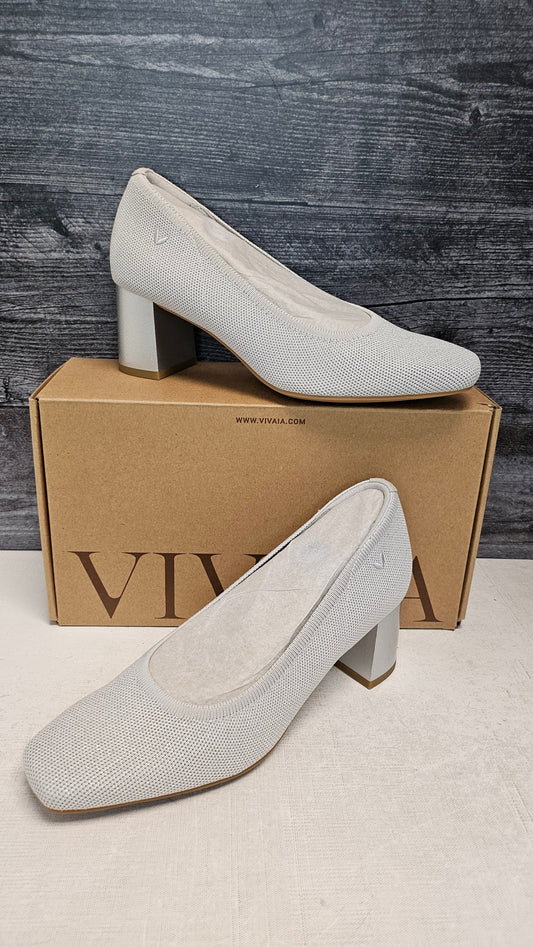 Vivaia Silver Elize Heel BNWT (39)