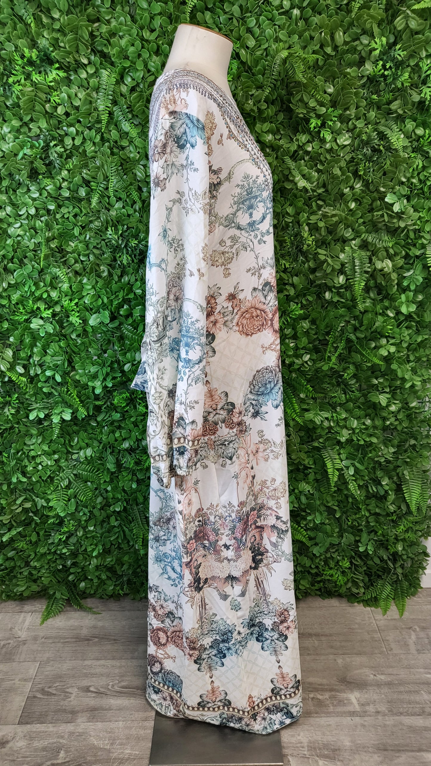 Gems AU Print Oseree Dress BNWT (16)