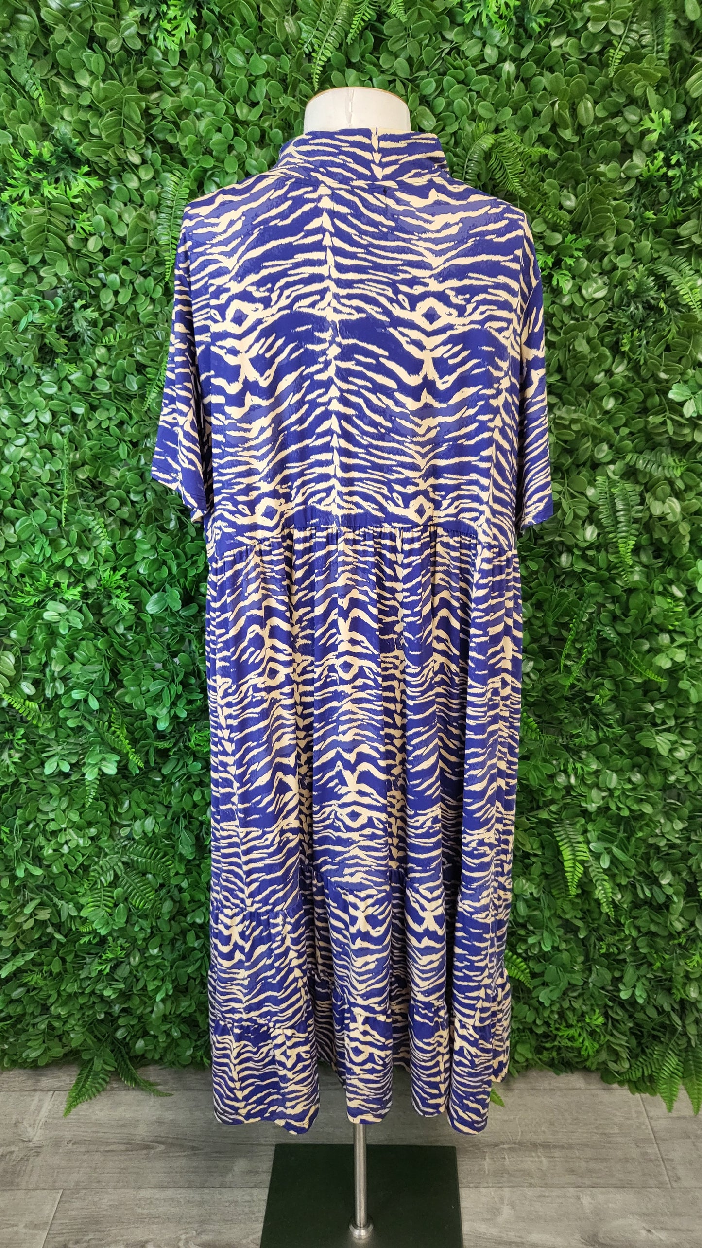 Exotica Blue/Tan Animal Print Dress (16-18)