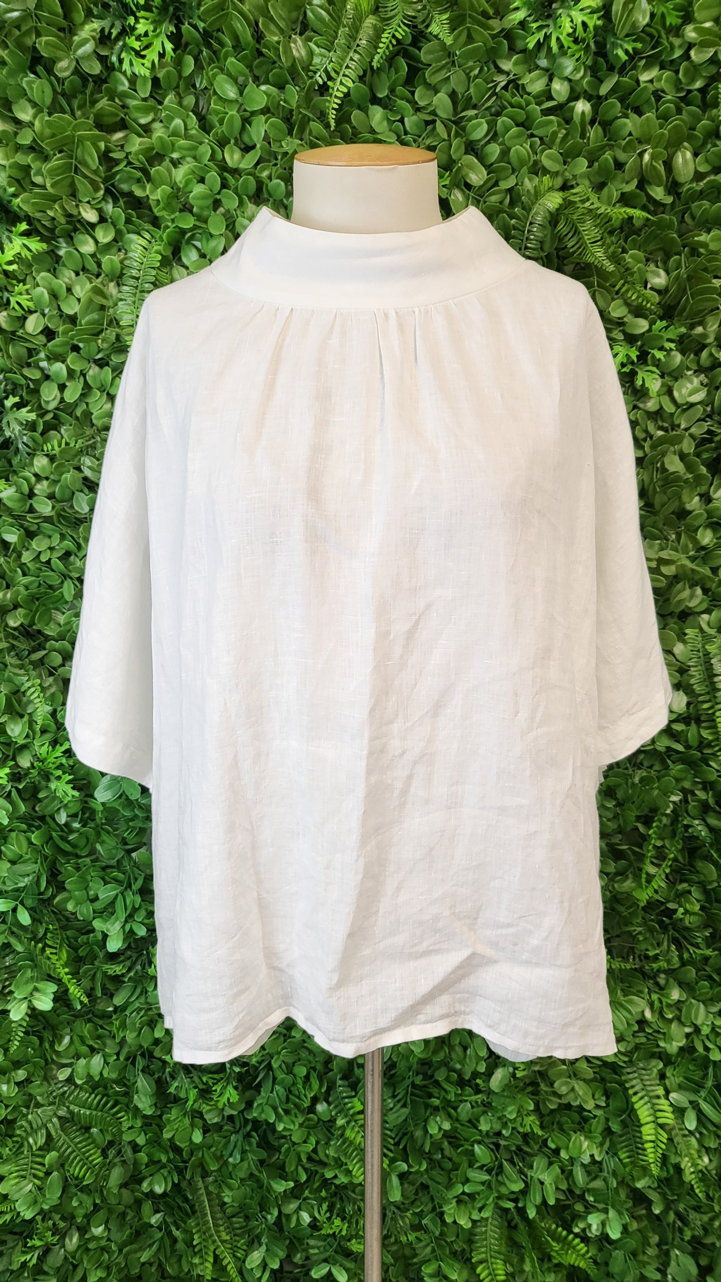 Noble Wilde White Linen Top (14-16)
