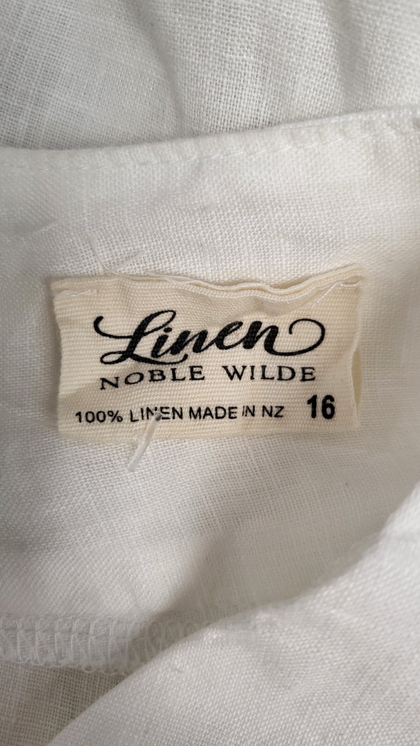 Noble Wilde White Linen Top (14-16)