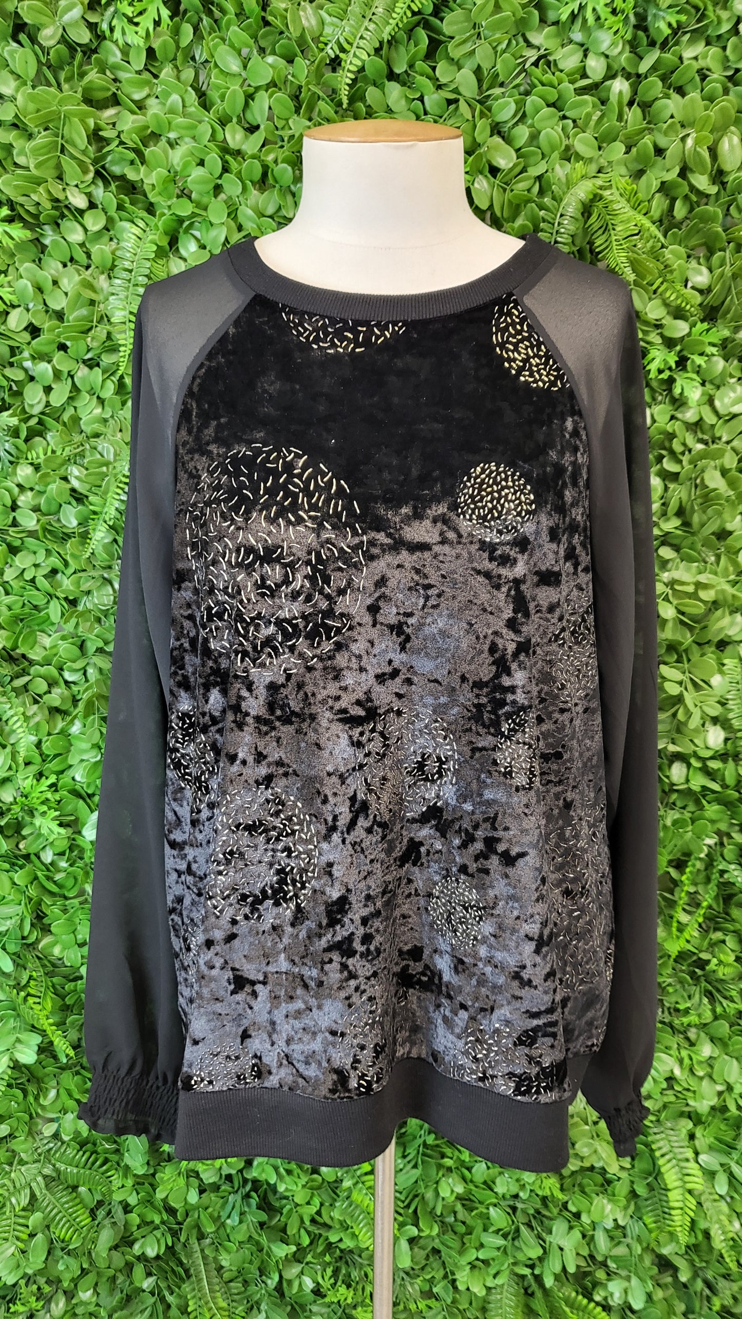 Seeking Lola Black Velour Sweat (14)