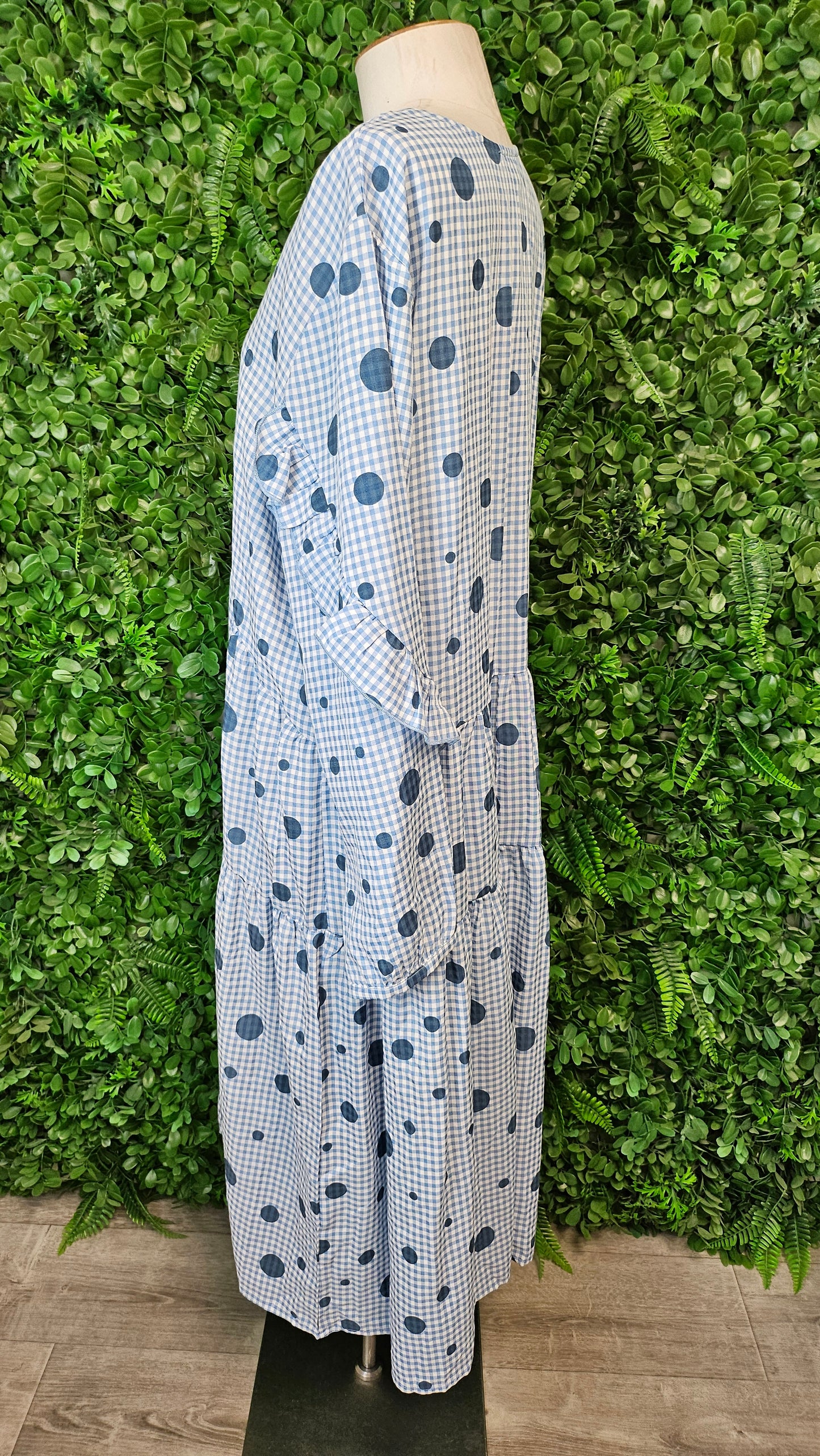 Clarity by Threadz Blue Gingham Spot Dress (16-18)