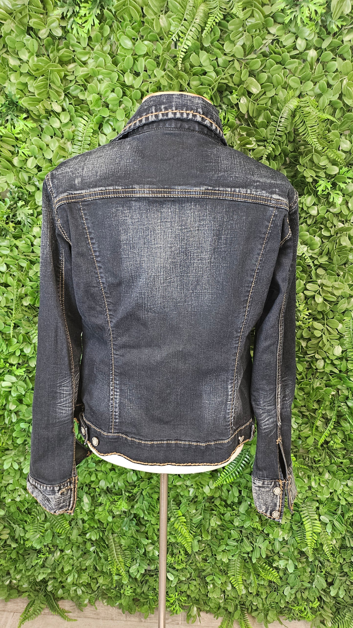 New London Distressed Dark Denim Denim Jacket (10)