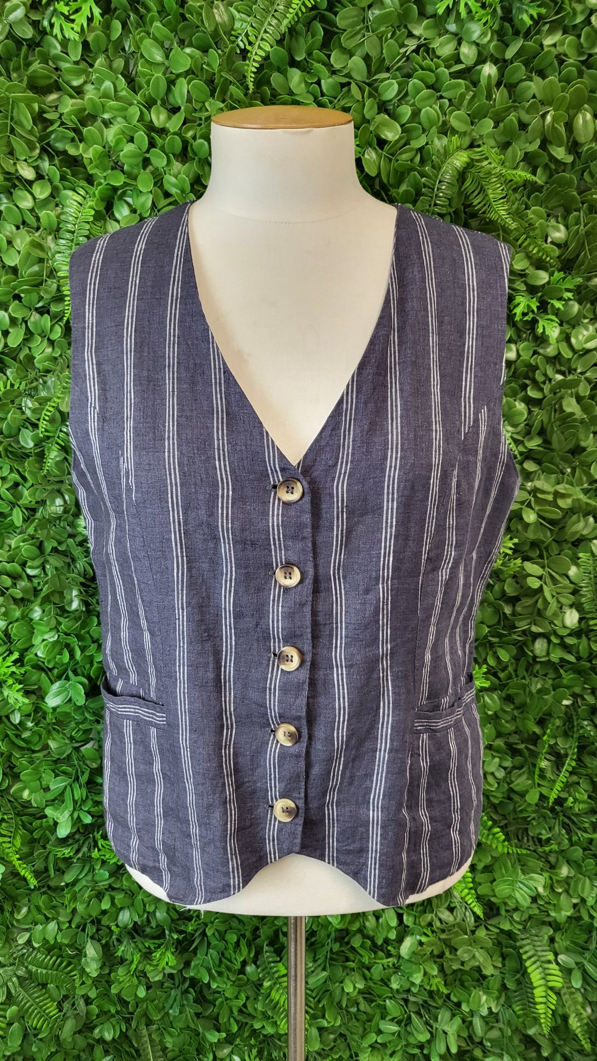 Siren Stripe Linen Vest (12)