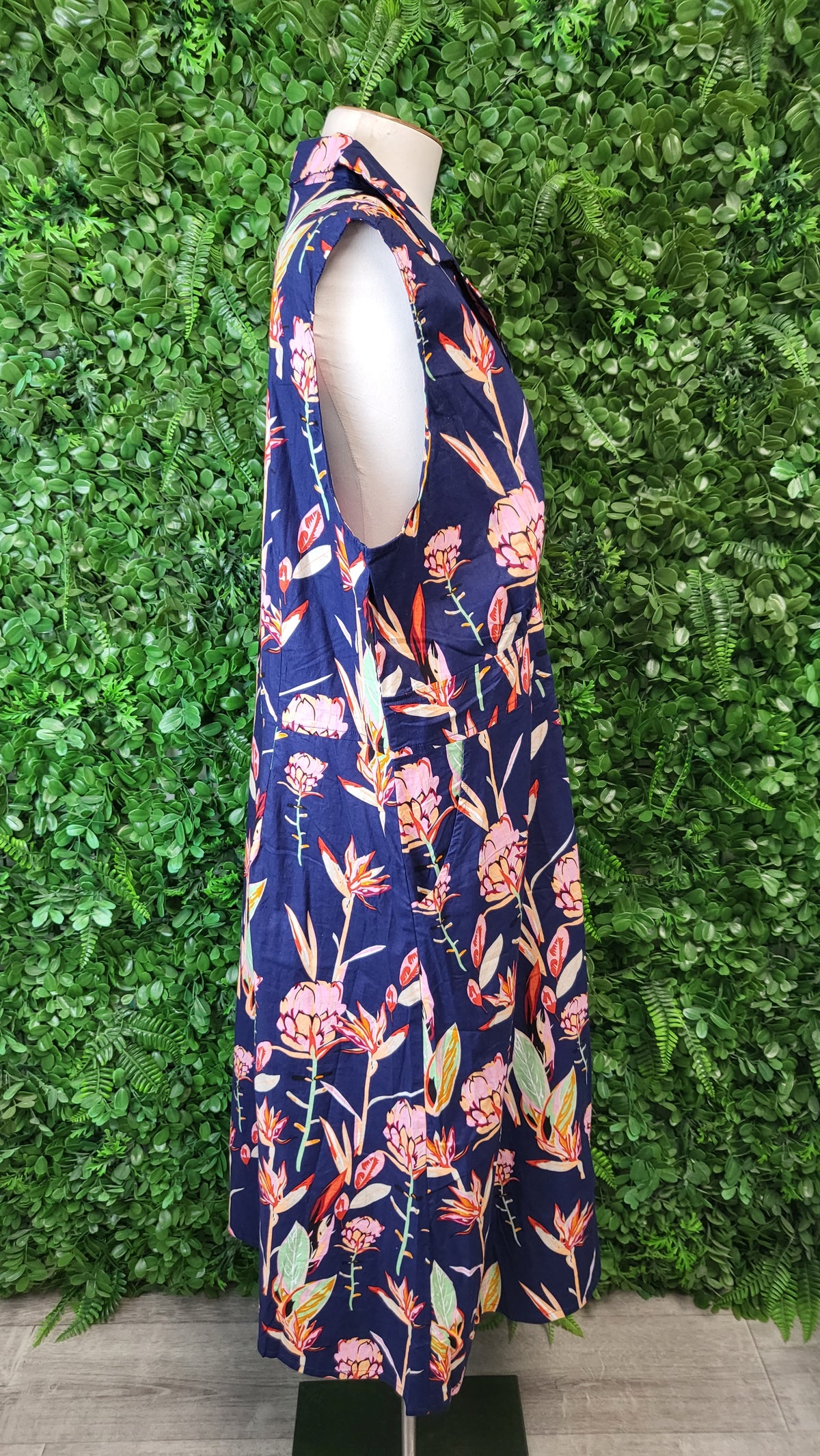 Karma East Print Sleeveless Dress (16-18)