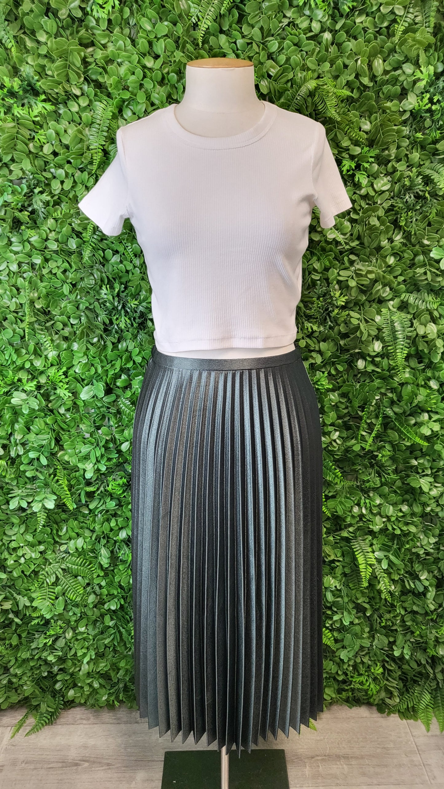 Zara Green Pleated Skirt (8)