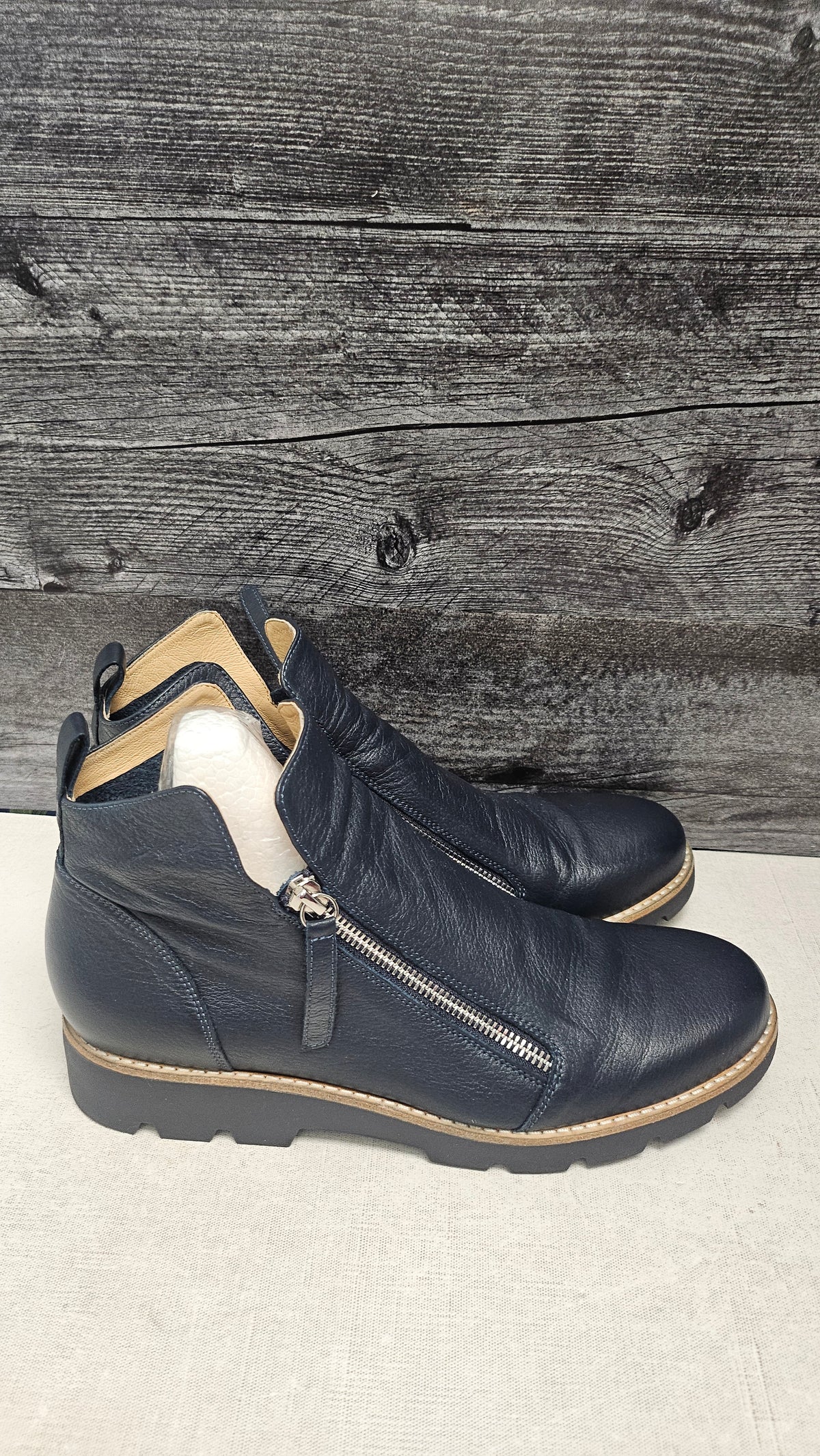 Django & Juliette Navy Leather Zip Boot (41)