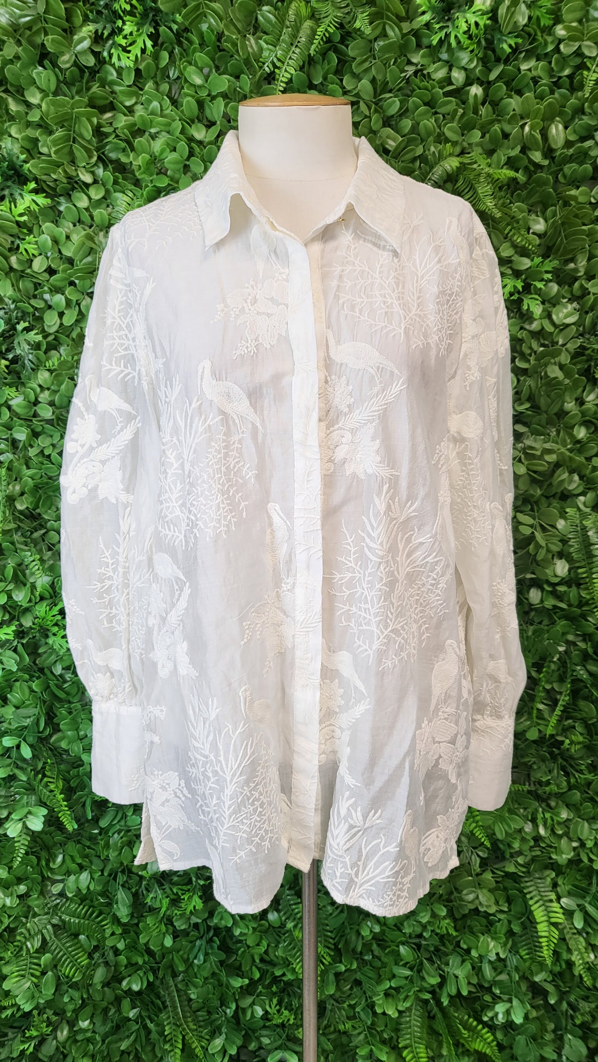 Fate+Becker Cream Embriodered Shirt (14)