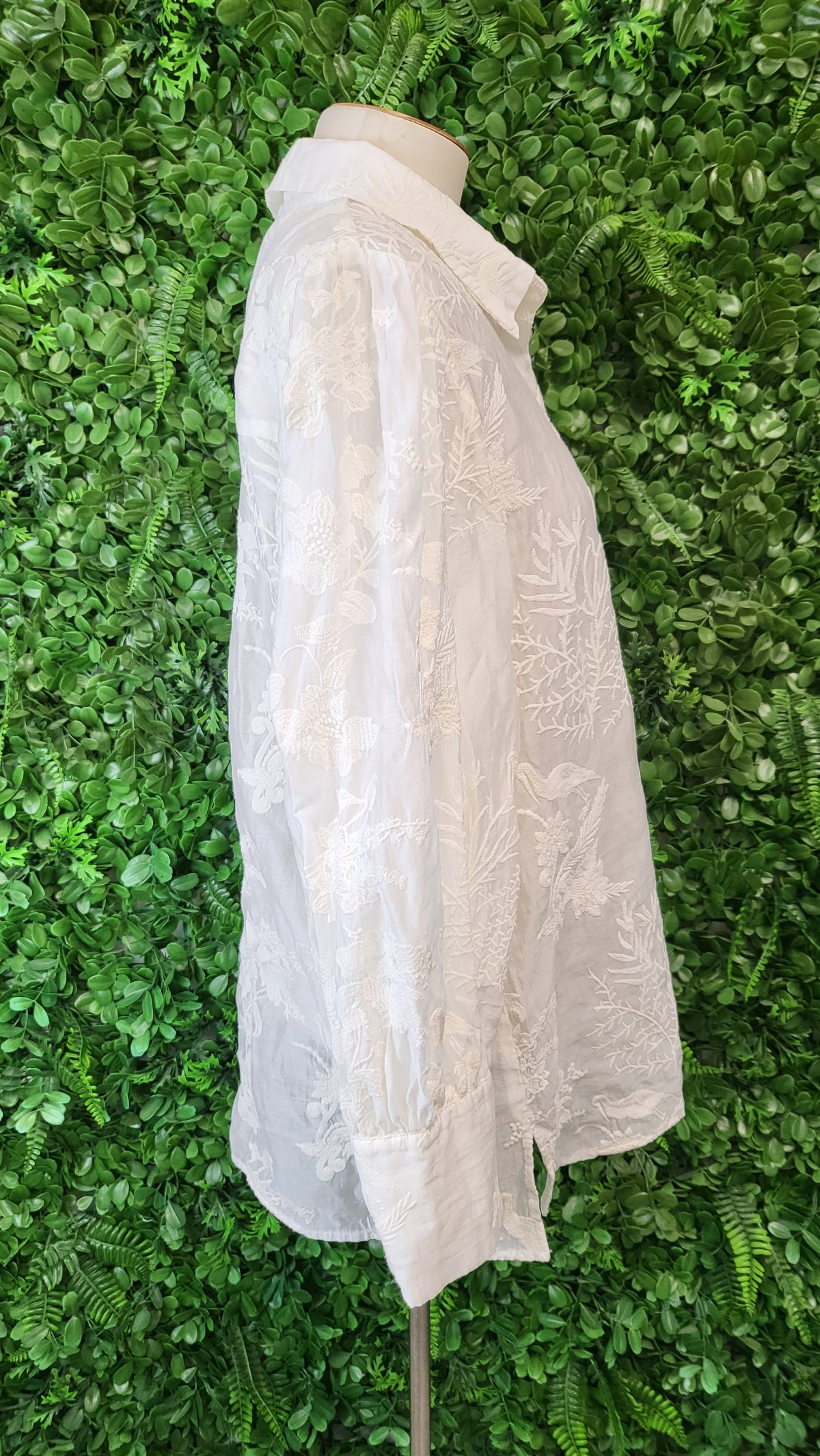 Fate+Becker Cream Embriodered Shirt (14)