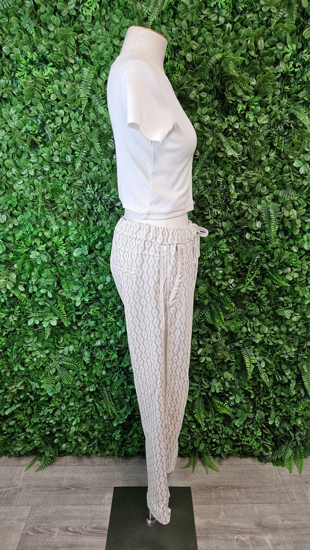 Vanilla Cream/Taupe Jogger Pant (12)