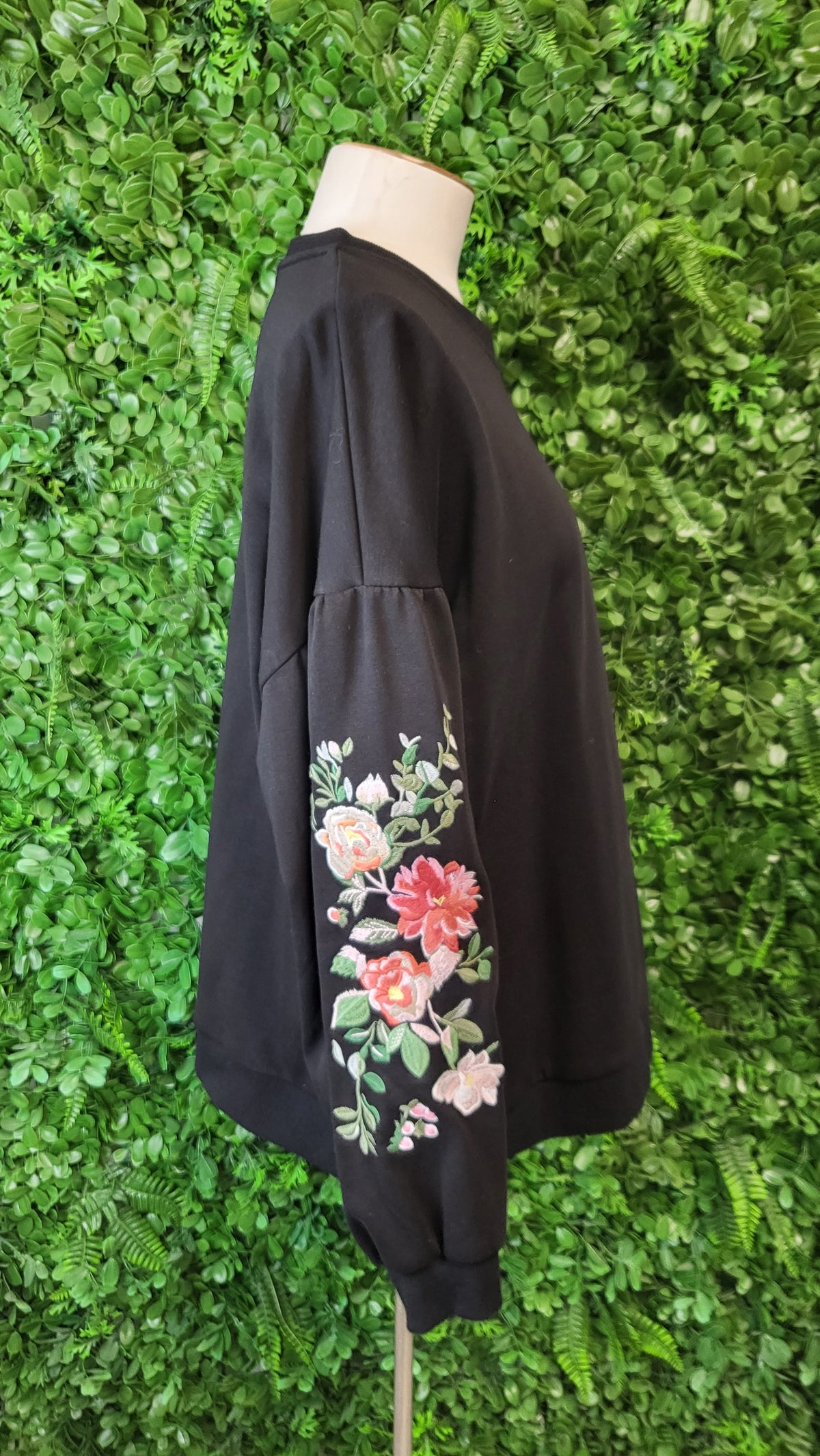 Shine On Label Black Embroidery Top (14)