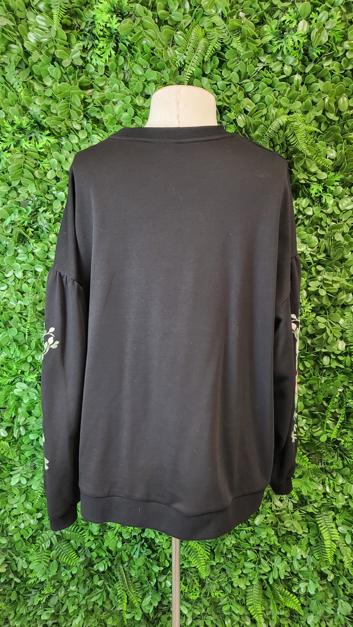 Shine On Label Black Embroidery Top (14)