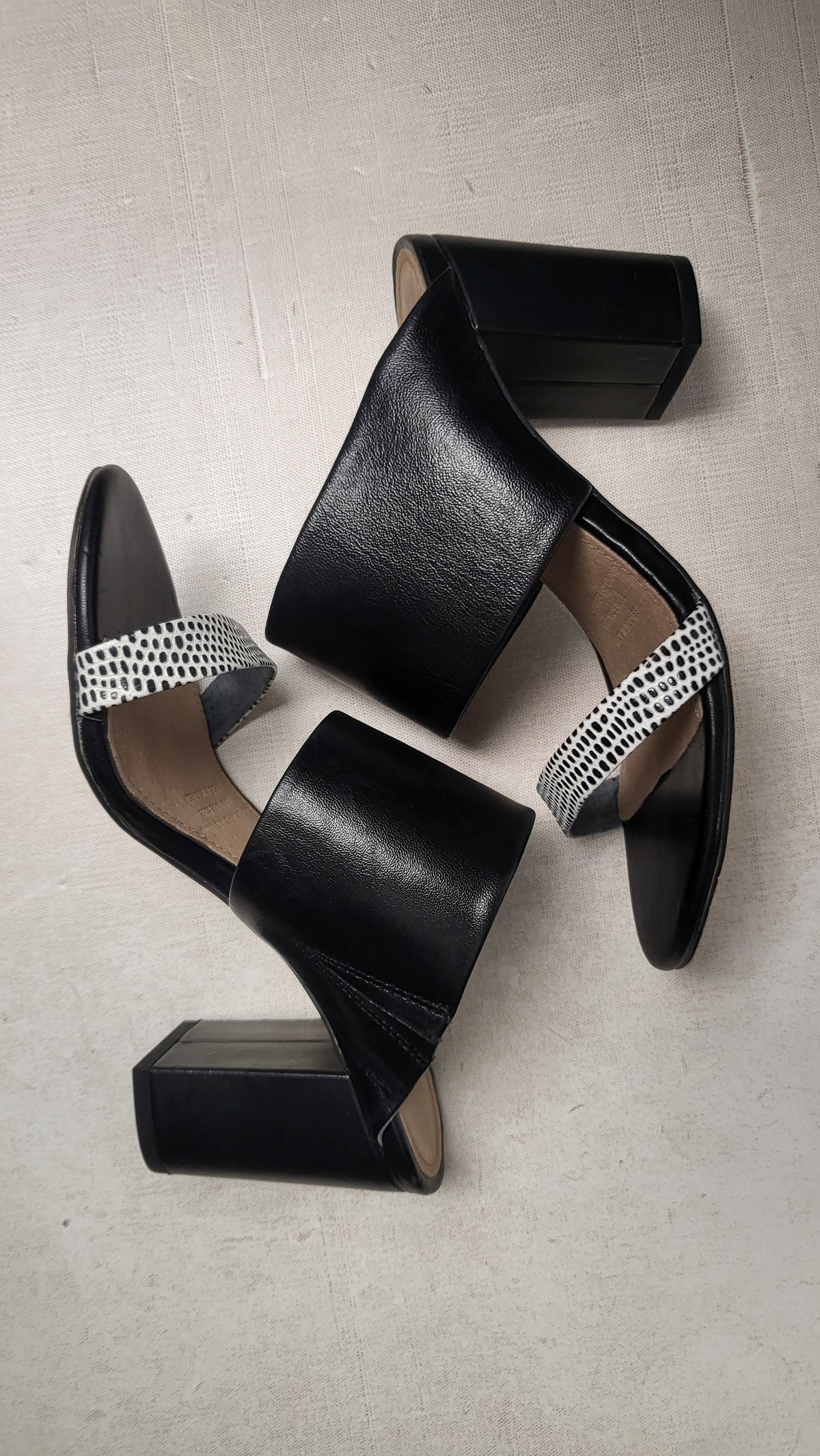Diana Ferrari B/W Slip On Mule (6)