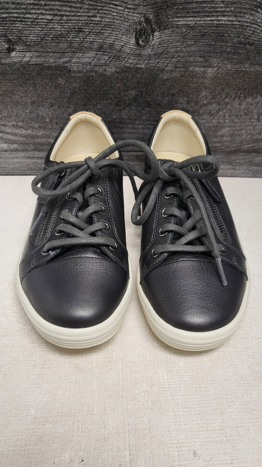 Ecco Graphite Soft 7 Sneaker NEW