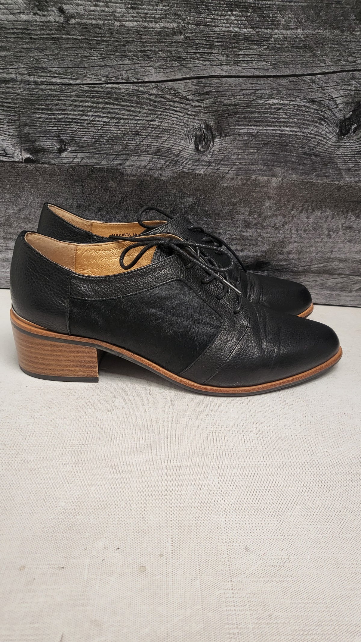 Isabella Anselmi Black Brogue Lace Up (39)