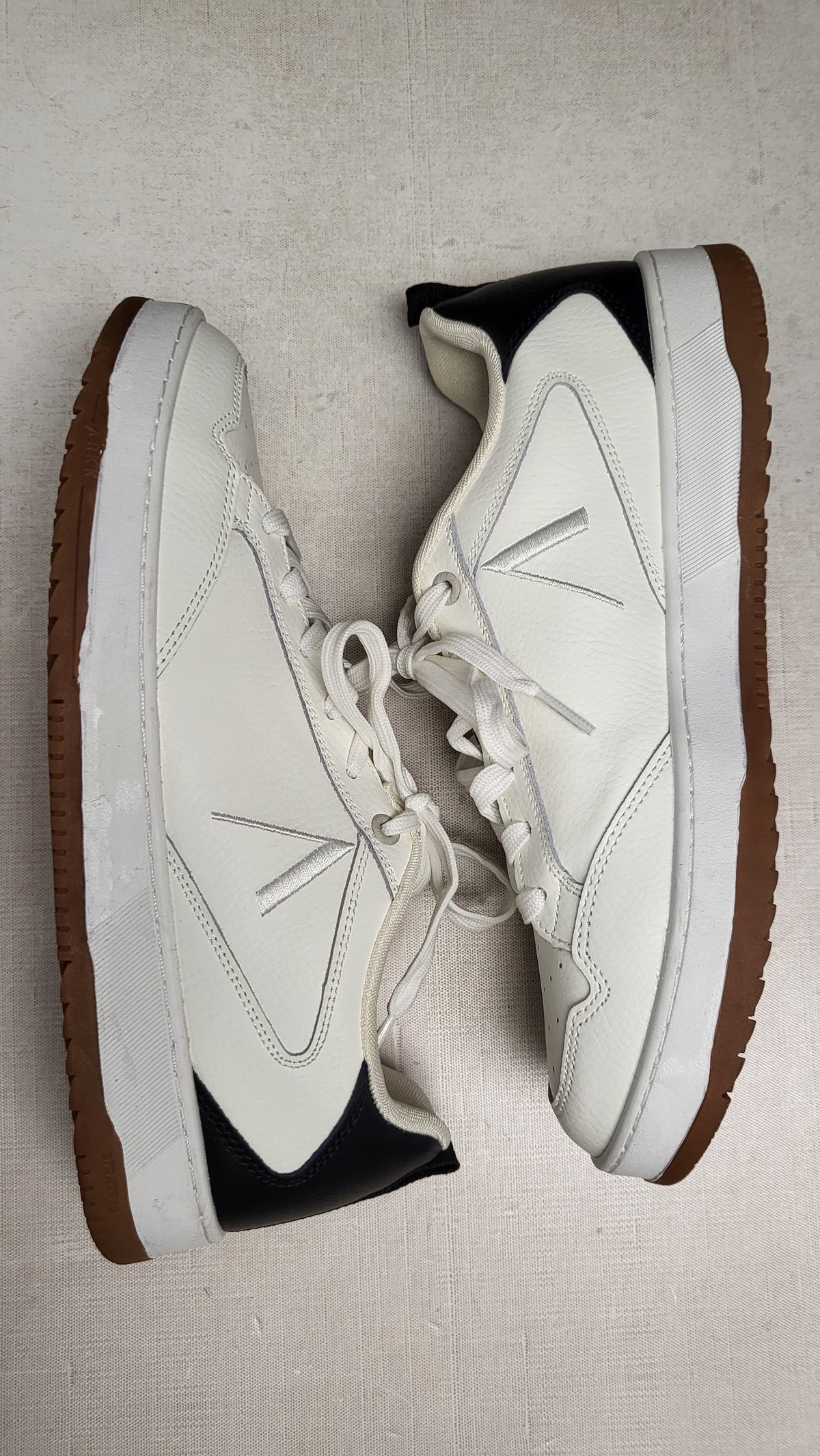 Arkk Ivory Leather Sneakers (42)