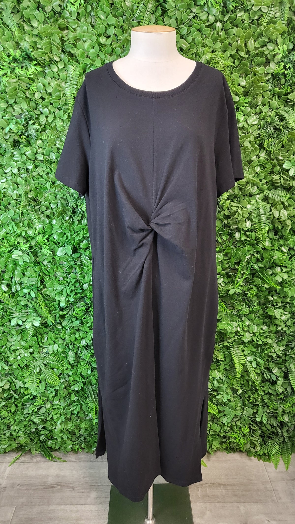 Shine On Label Black Twist T-Shirt Dress (16)