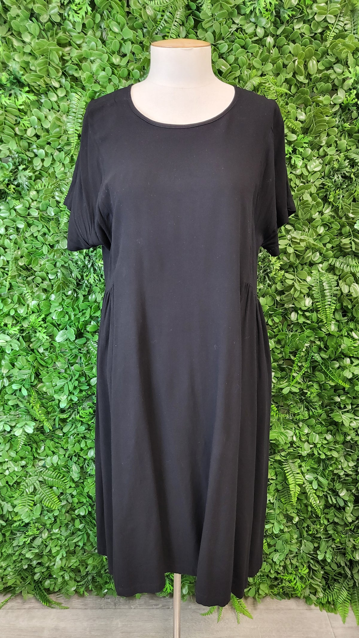 Jason Lingard Black Linen Blend Dress (12)