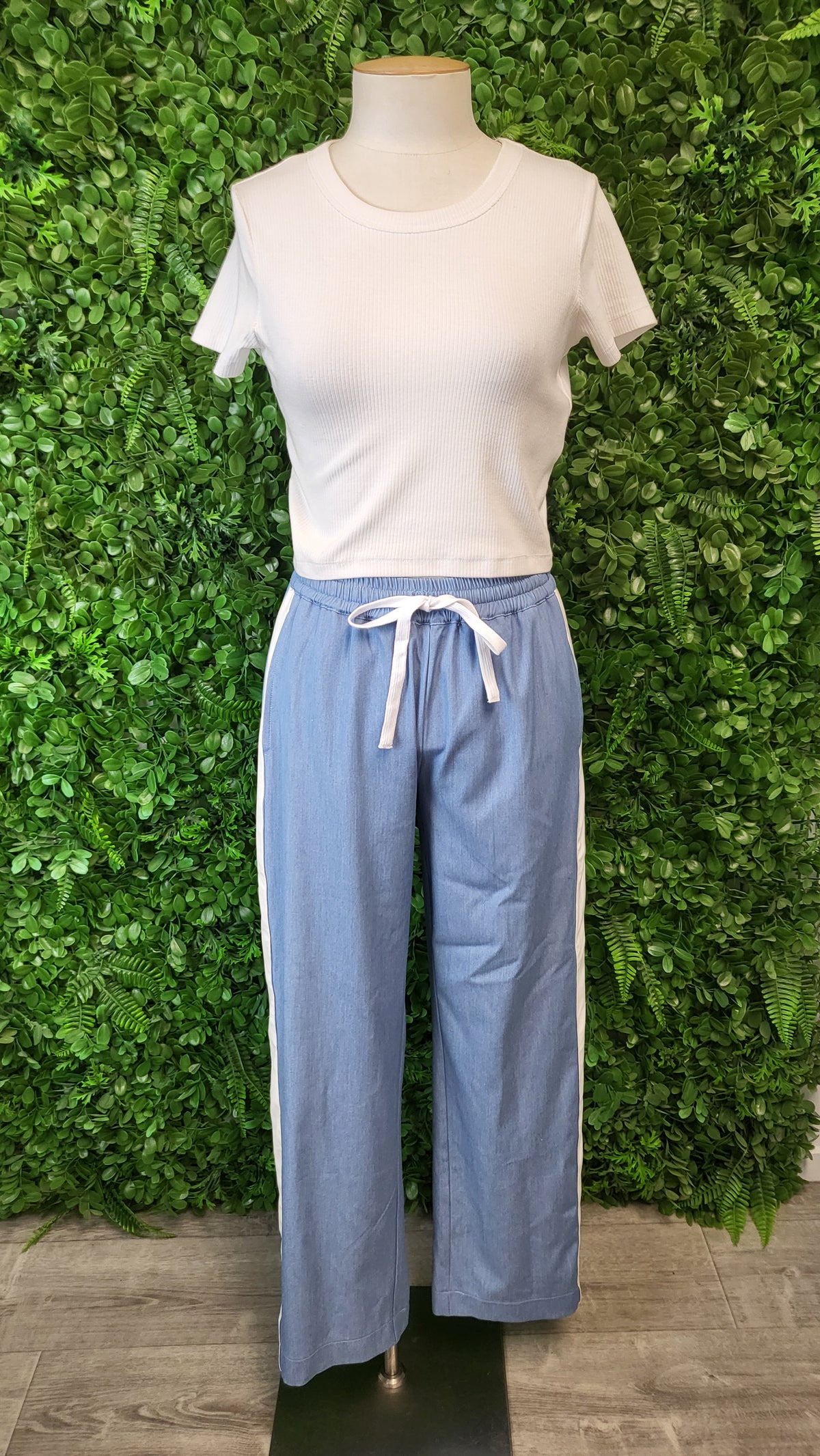 Cartel & Willow Blue Leo Pant BNWT (XS)