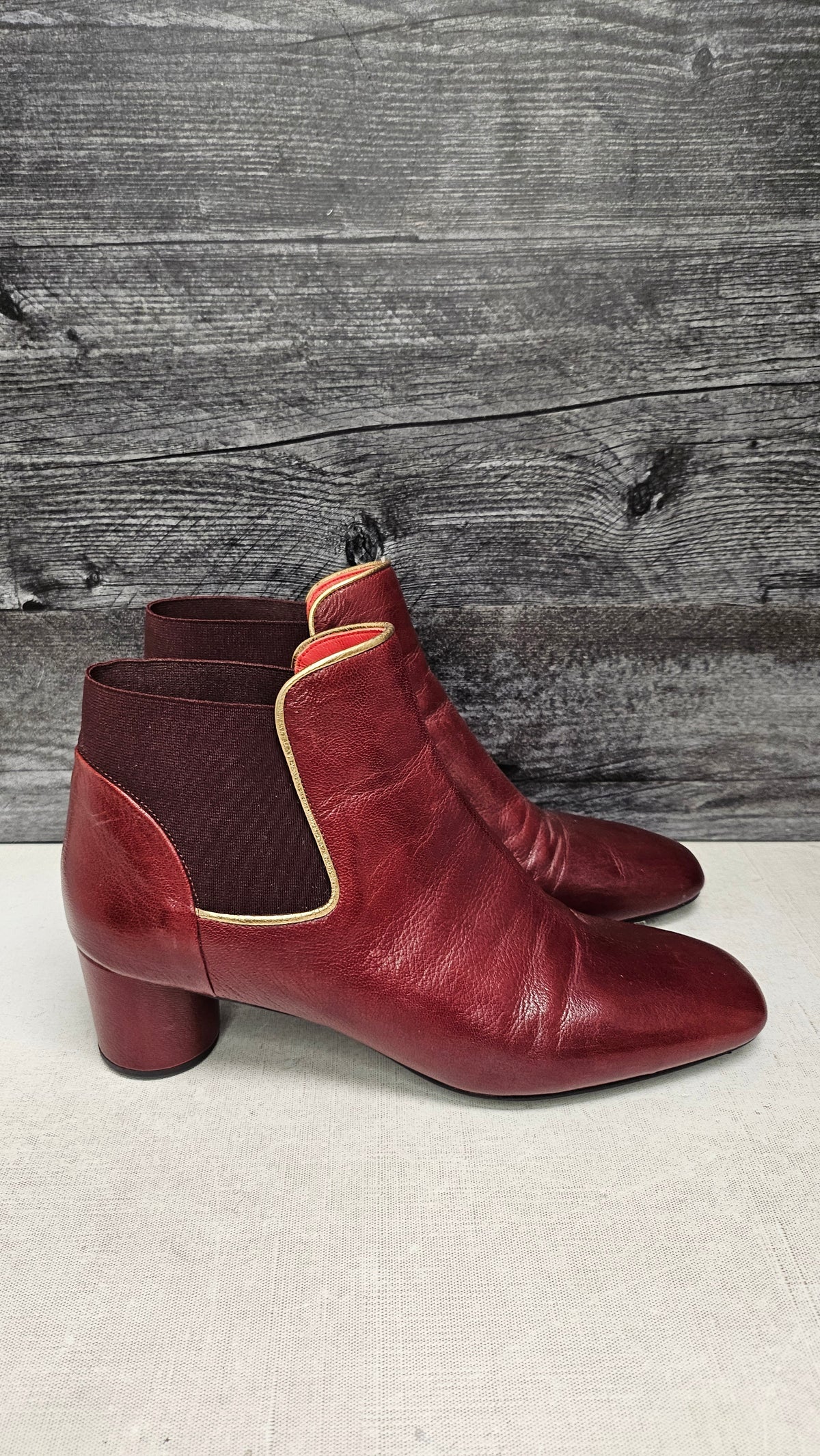 Pas de Rouge Brick Leather Boot (40)