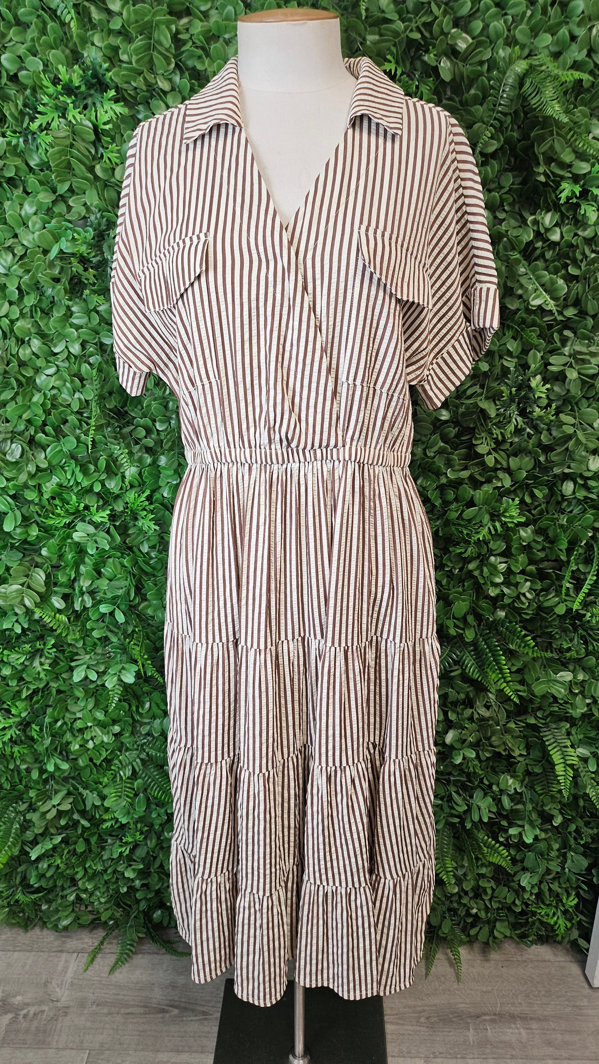 Shine On Label Stripe Collar Dress (12)