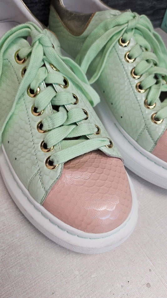 Minx Multi Tessa Sneaker (40)