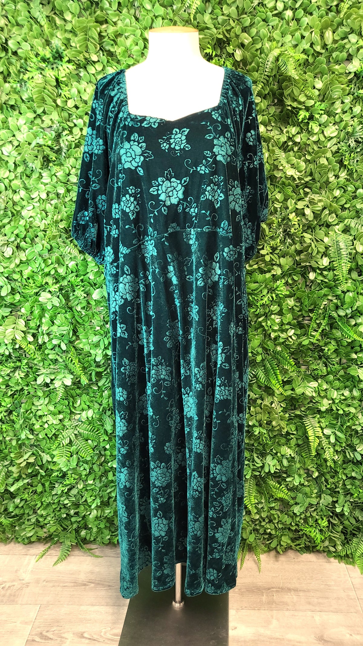 Ts Emerald Velvet Evening Dress (24)