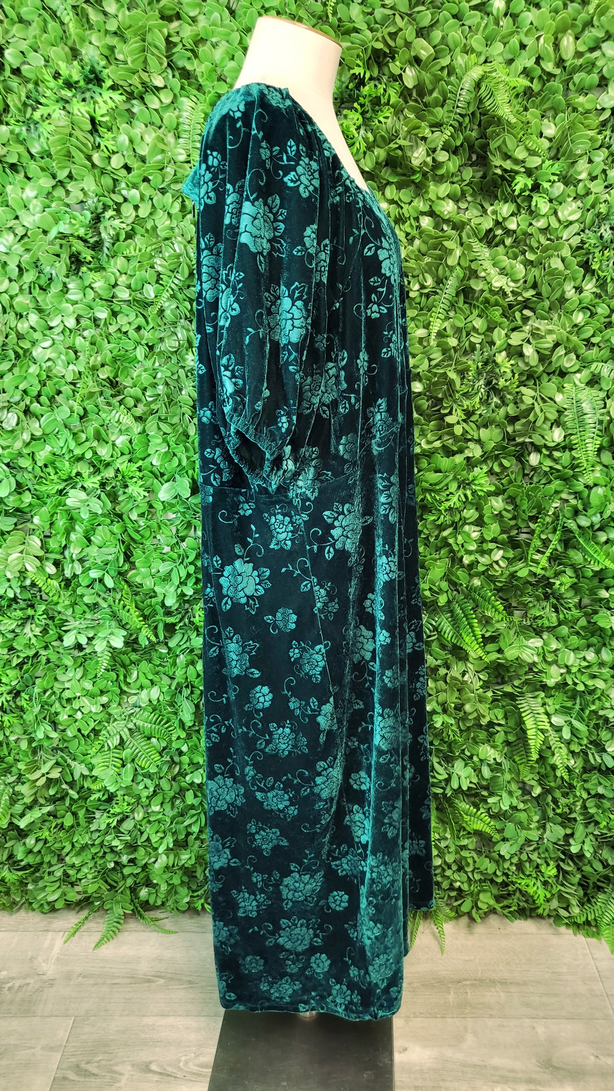 Ts Emerald Velvet Evening Dress (24)