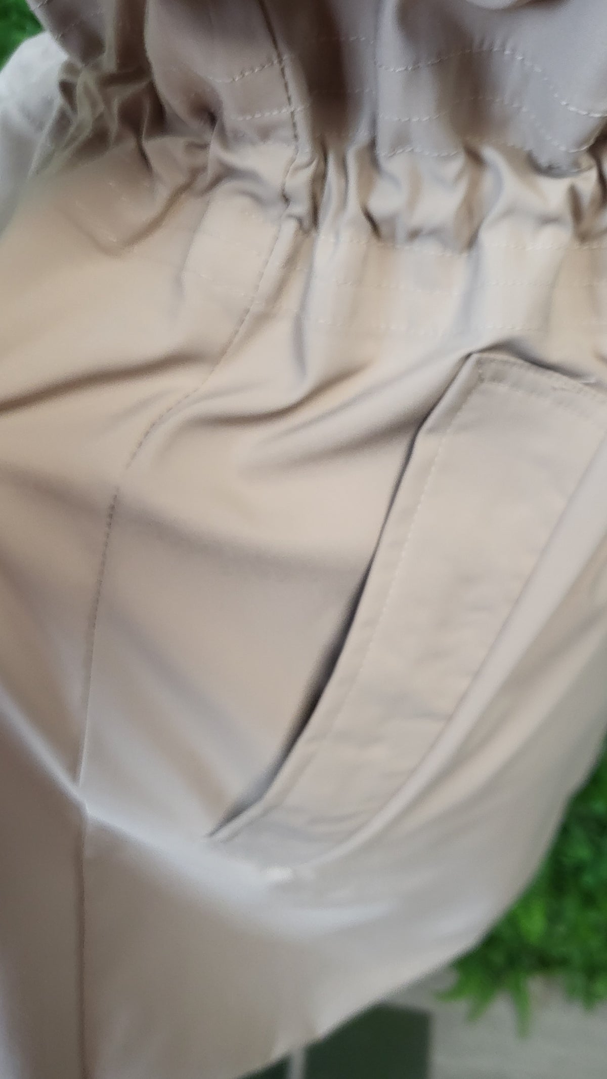 Unknown Beige Trenchcoat (12)