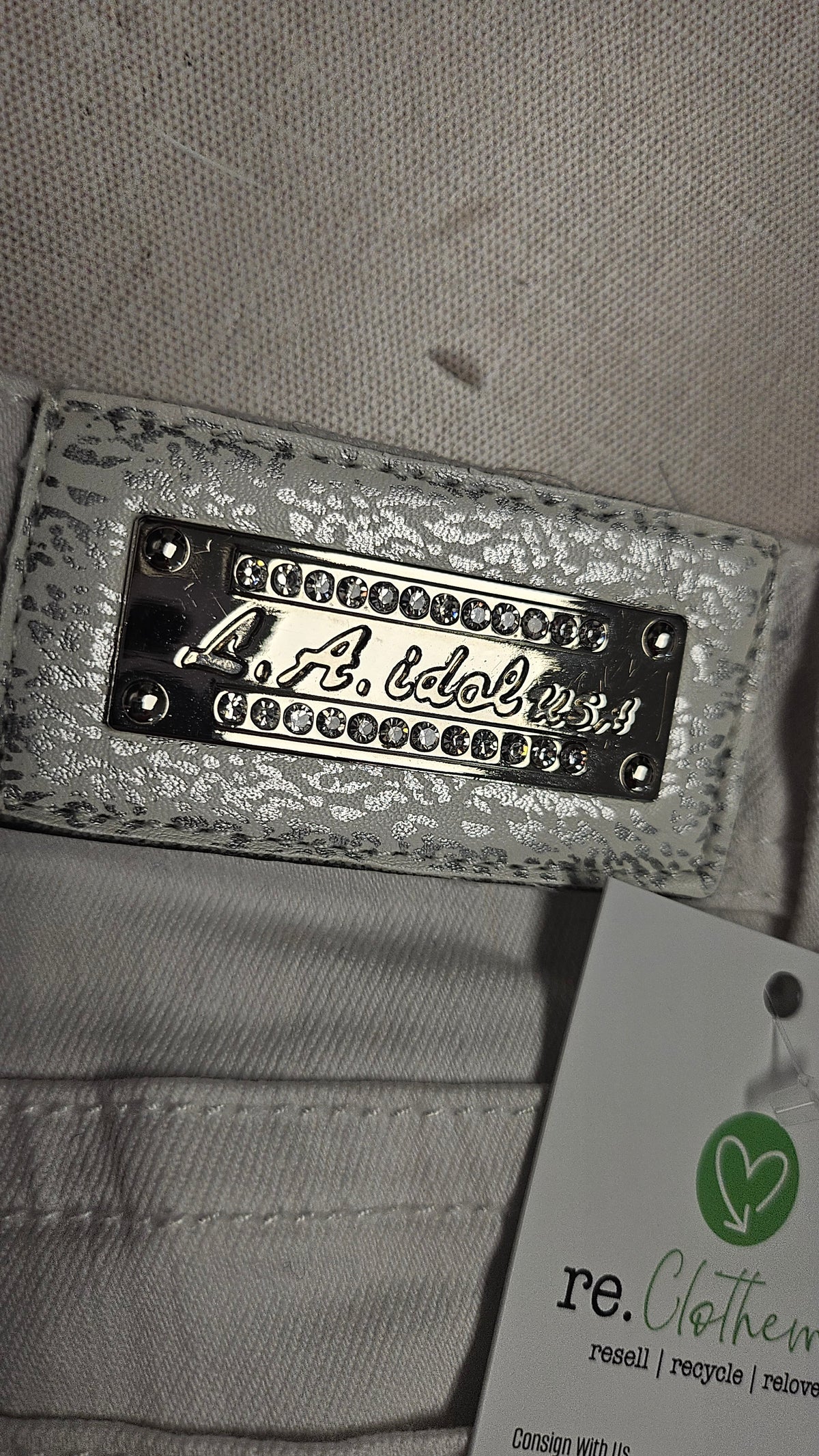 LA Idol USA White Slim Leg Jean (13)